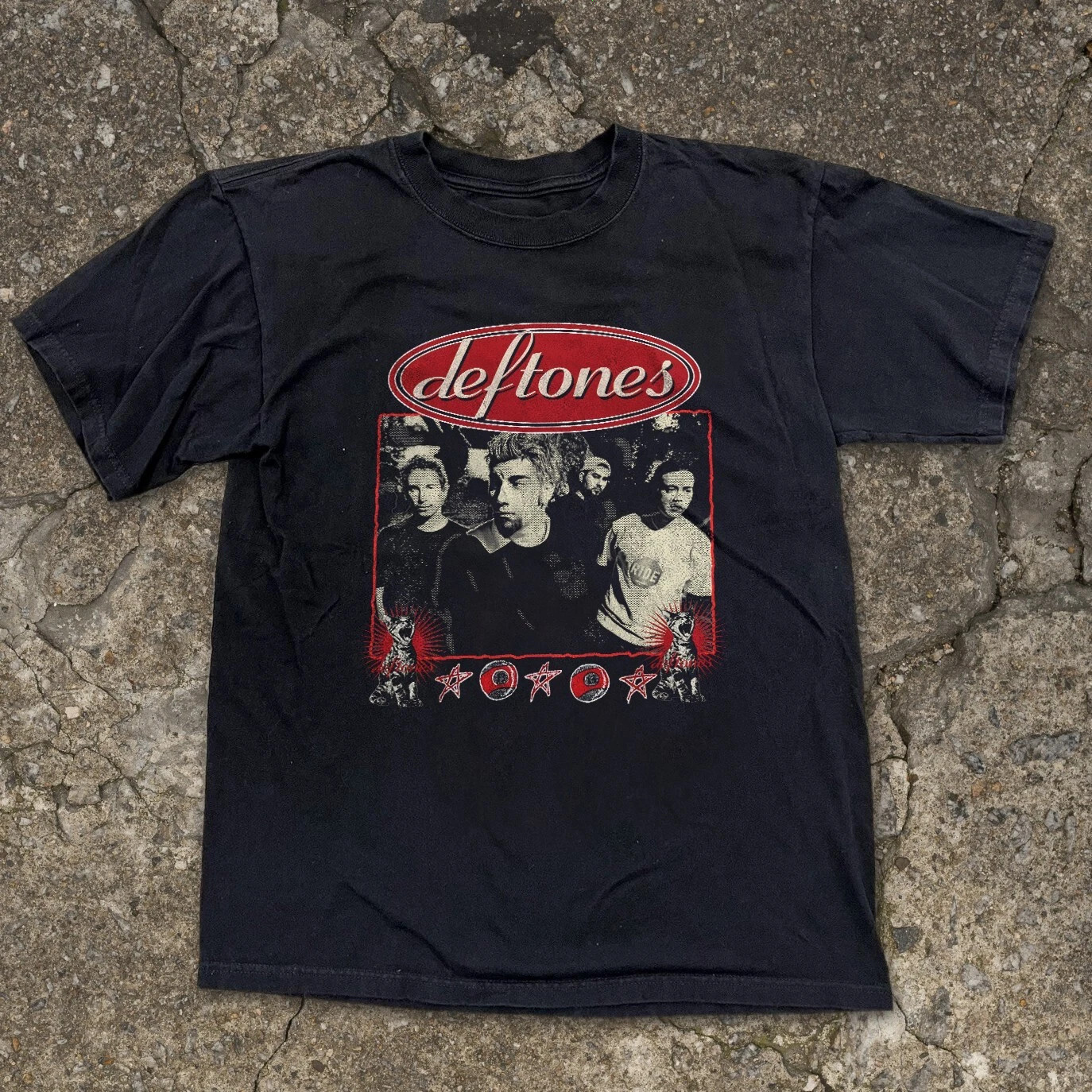 Deftones Rock Band T-Shirt Vintage Y2K Alt Metal Black Unisex Graphic Tee S-4XL