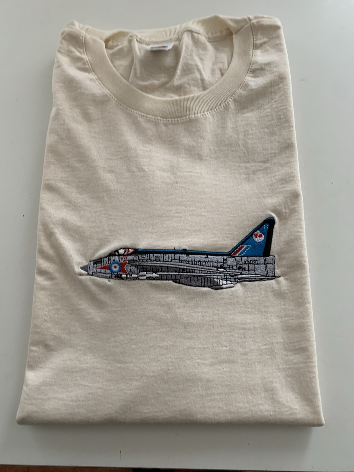 Lightning Aircraft embroidered on a natural colour t-shirt sizes medium-3xl new