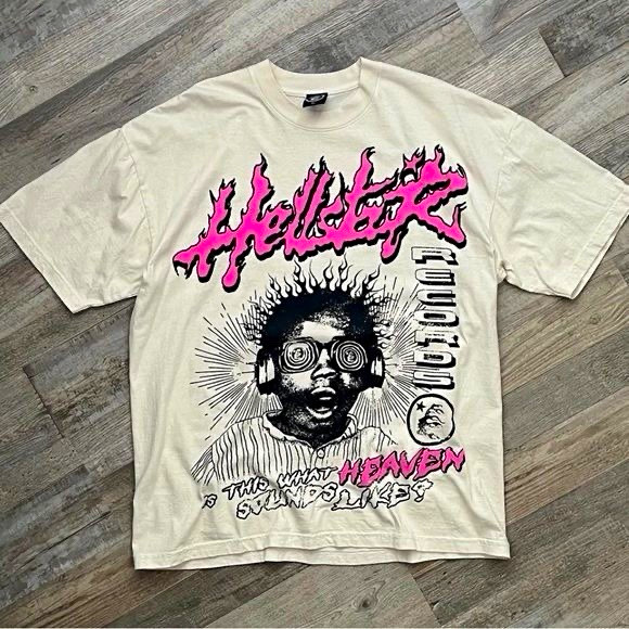 Men&rsquo;s Beige Graphic Hellstar Print T-Shirt Crew Neck Short Sleeve Size M