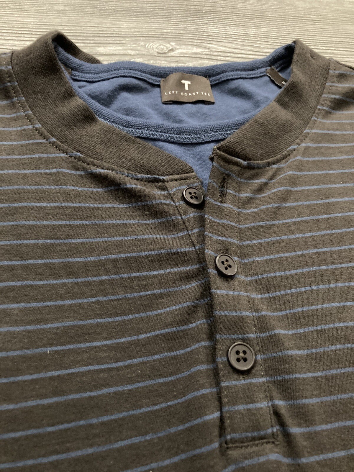 Left Coast Tee Long Sleeve Henley Mens Size Medium