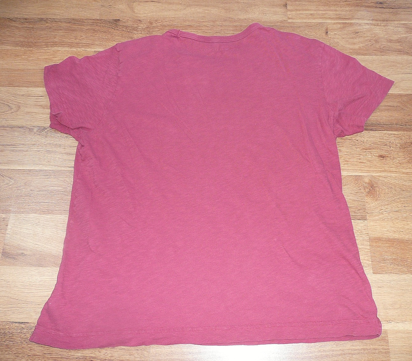 NWOT Life Is Good Mountains Men&rsquo;s Large Maroon T-Shirt