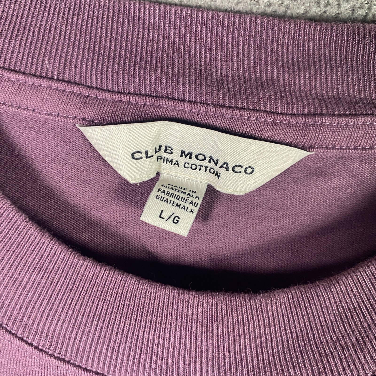 Club Monaco T-Shirt Adult Large Mens L Purple Crew Neck S/S Cotton Tee