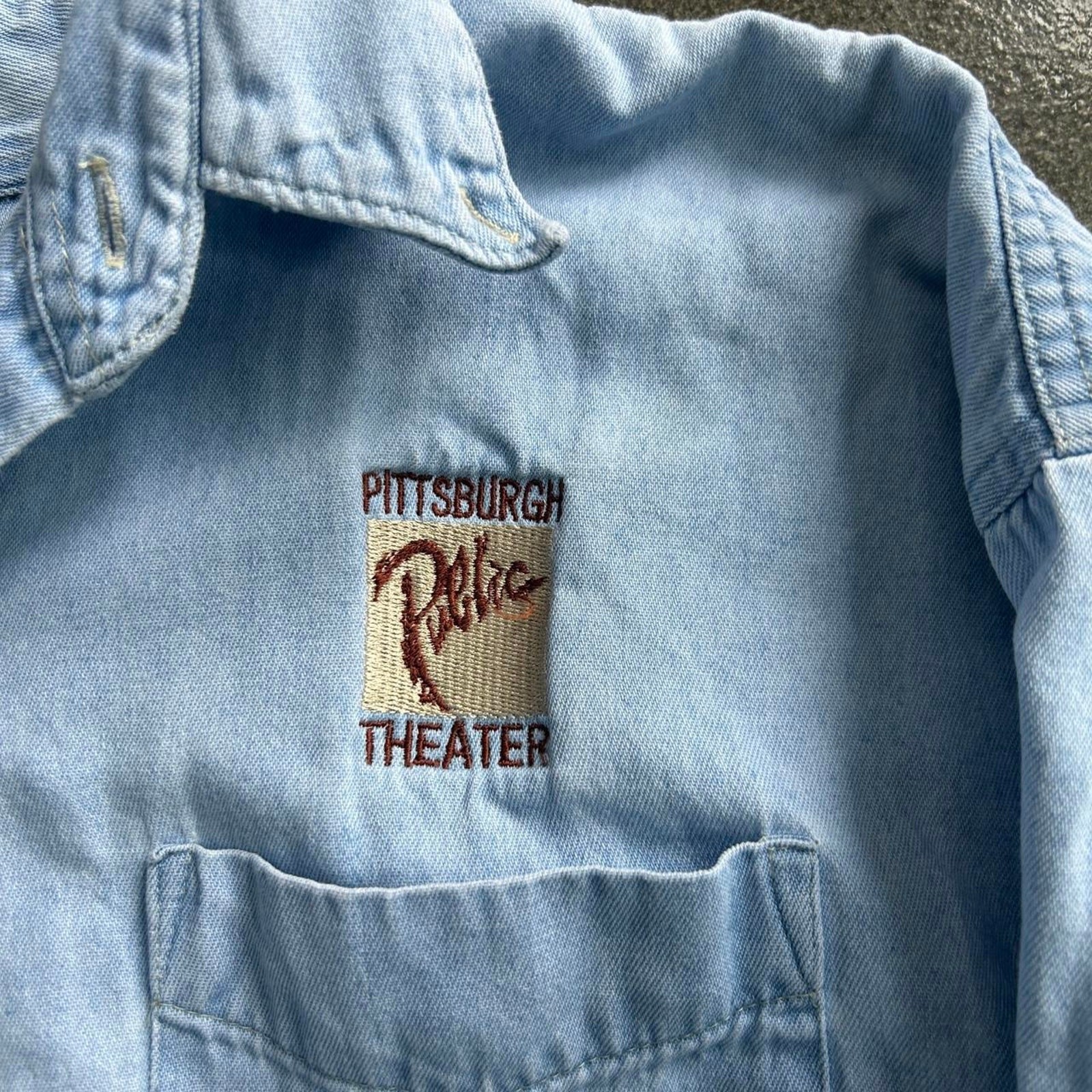 Vintage 90s Pittsburgh Theater Blue Denim Large Button Up Jean Shirt