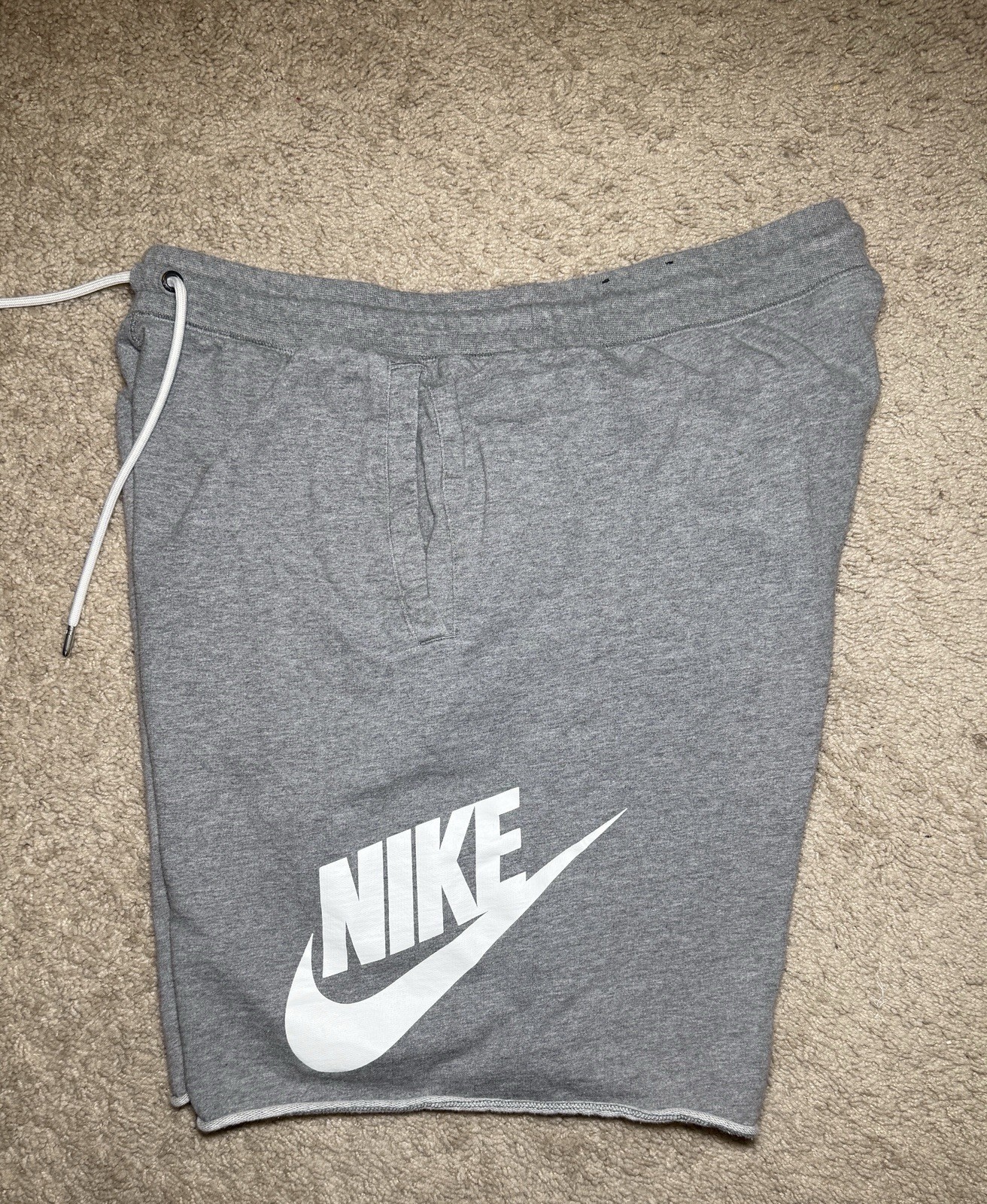 Nike Fleece Shorts Light Gray Swoosh Logo Size XXL Athletic W Pockets
