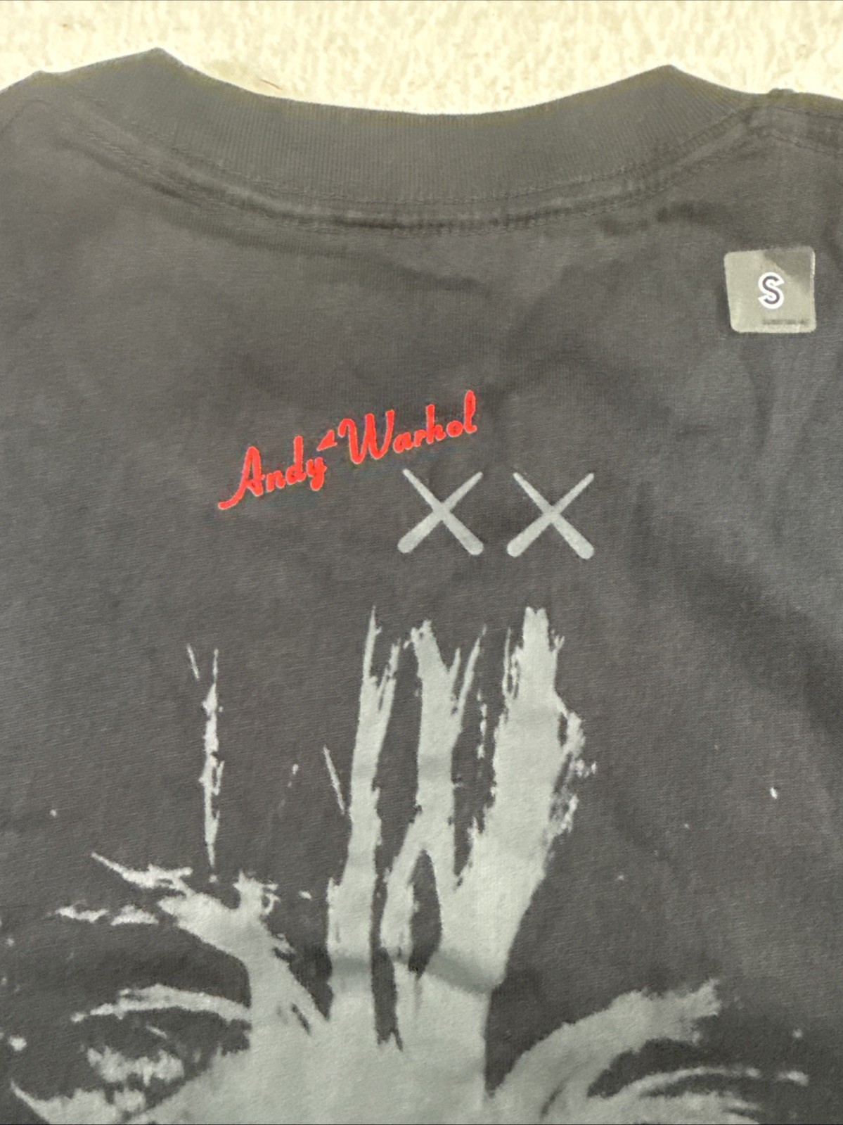 KAWS x Warhol Uniqlo T-shirt Graphic Black/Gray Red Writing Size Small