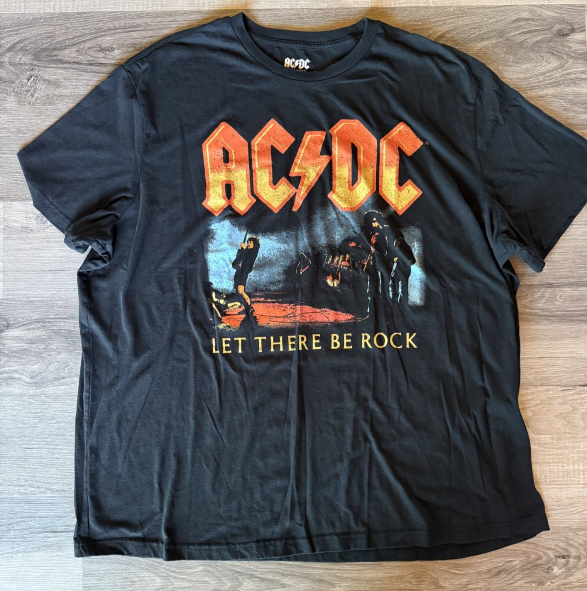 AC/DC Men&rsquo;s T-Shirt size 2XLT NEW!