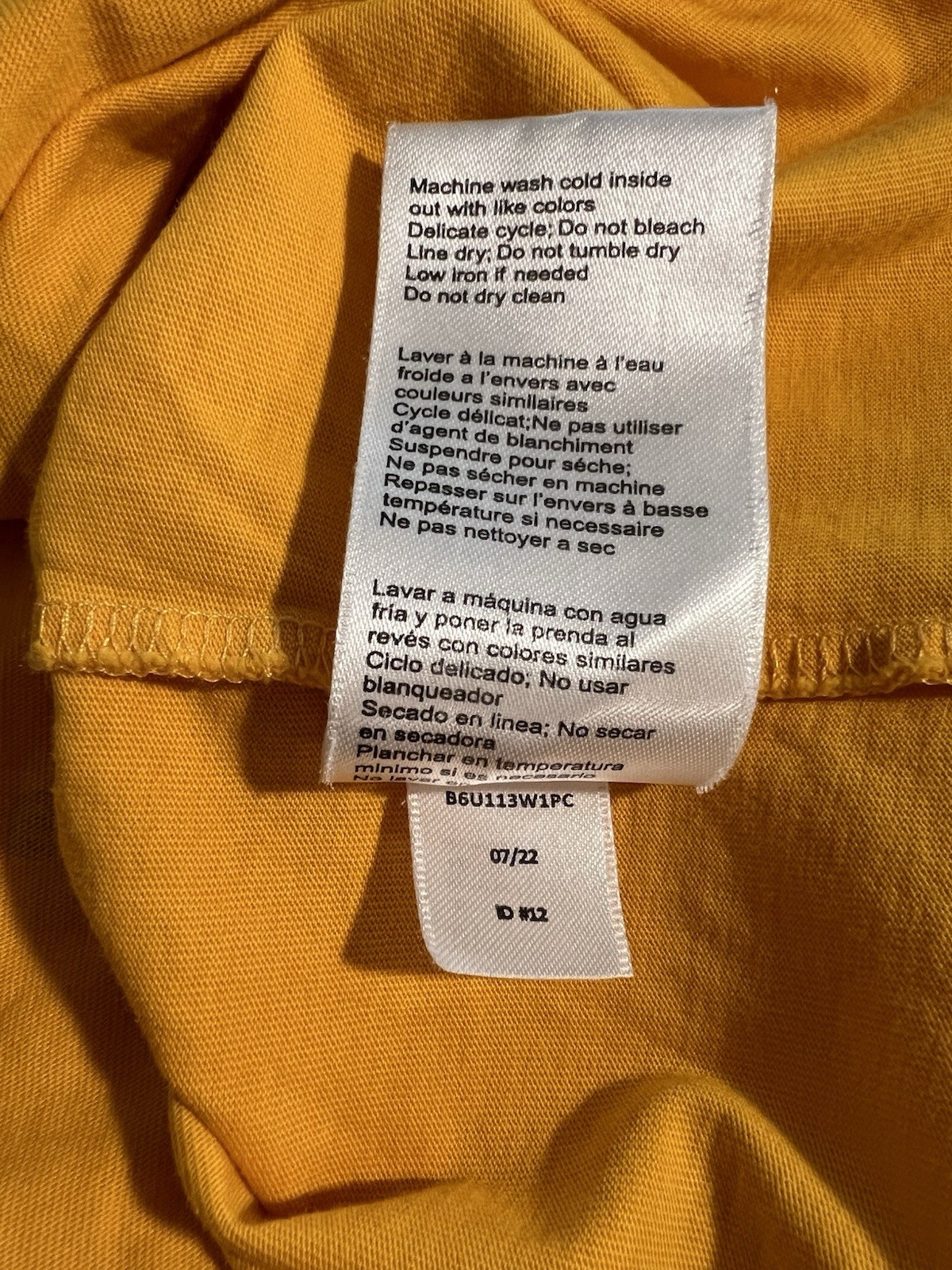 Psycho Bunny Men&rsquo;s Lyons Flocking Graphic Tee Saffron Shirt Size 4 Pima Cotton