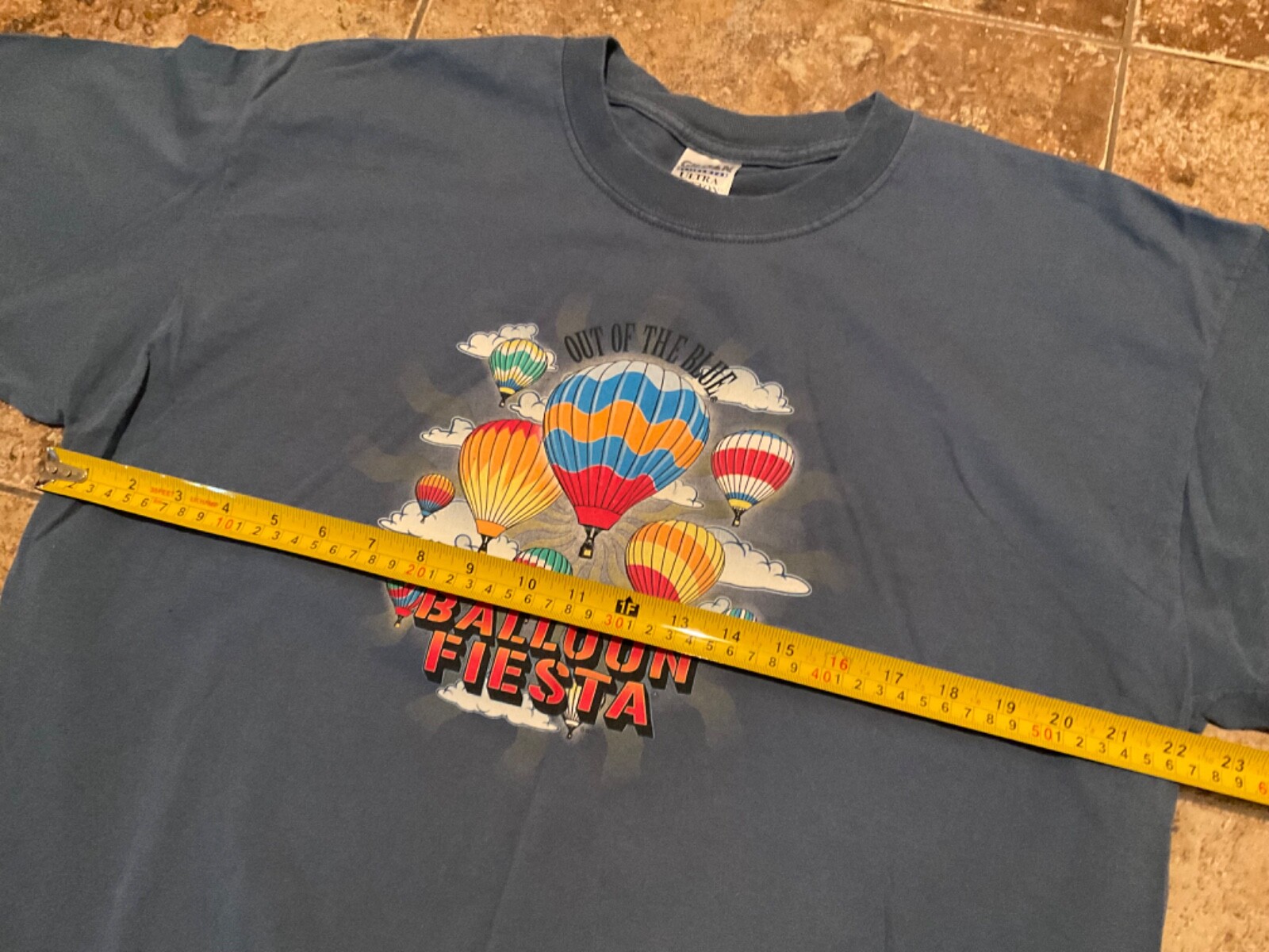 VINTAGE Y2K INTERNATIONAL BALLOON FESTIVAL ALBUQUERQUE NM T-SHIRT ( MENS XL )