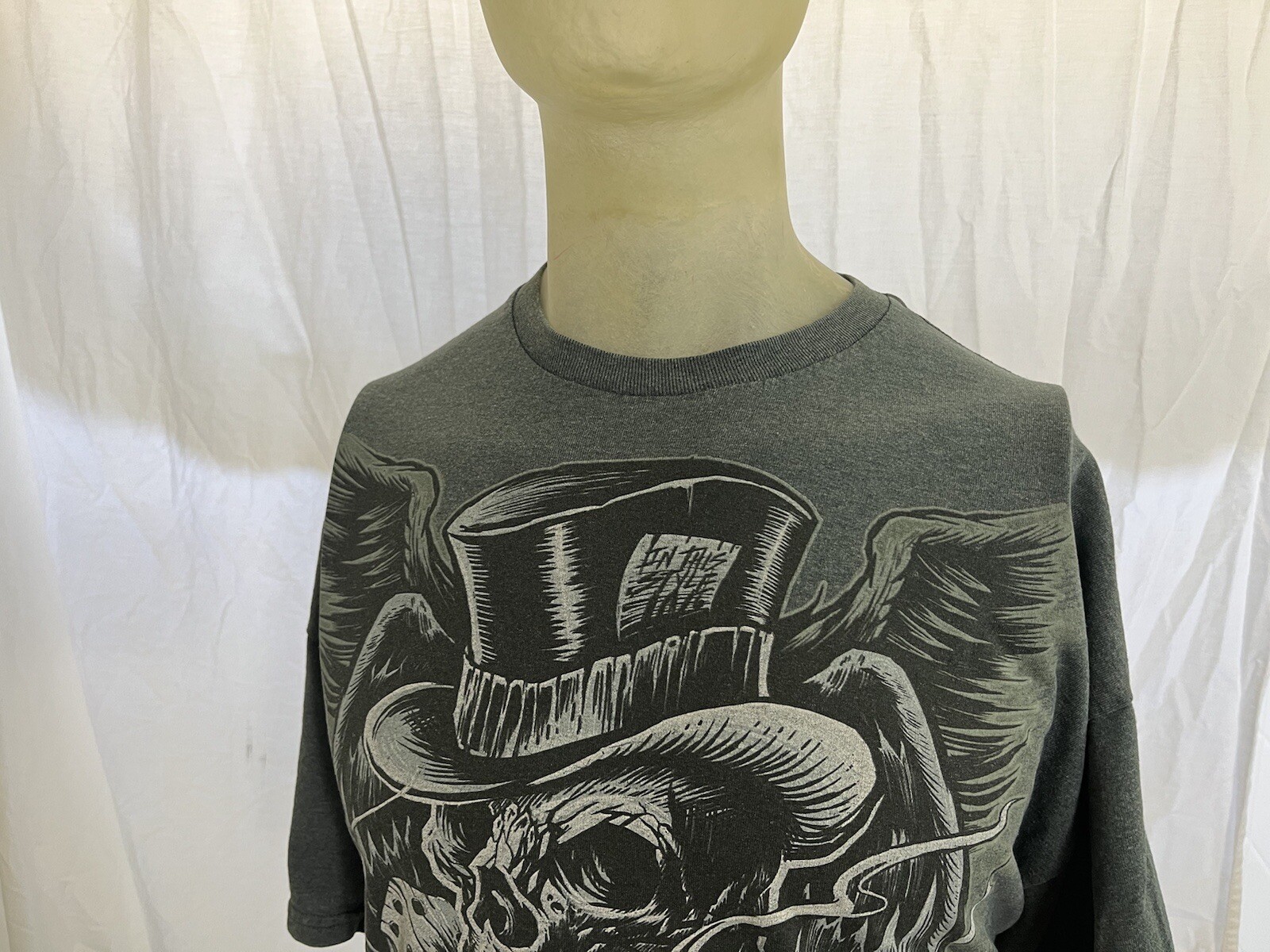 Gothic Skulls T-Shirt Mens 2XL Gray Cards Poker Biker Short Sleeve Crew Neck