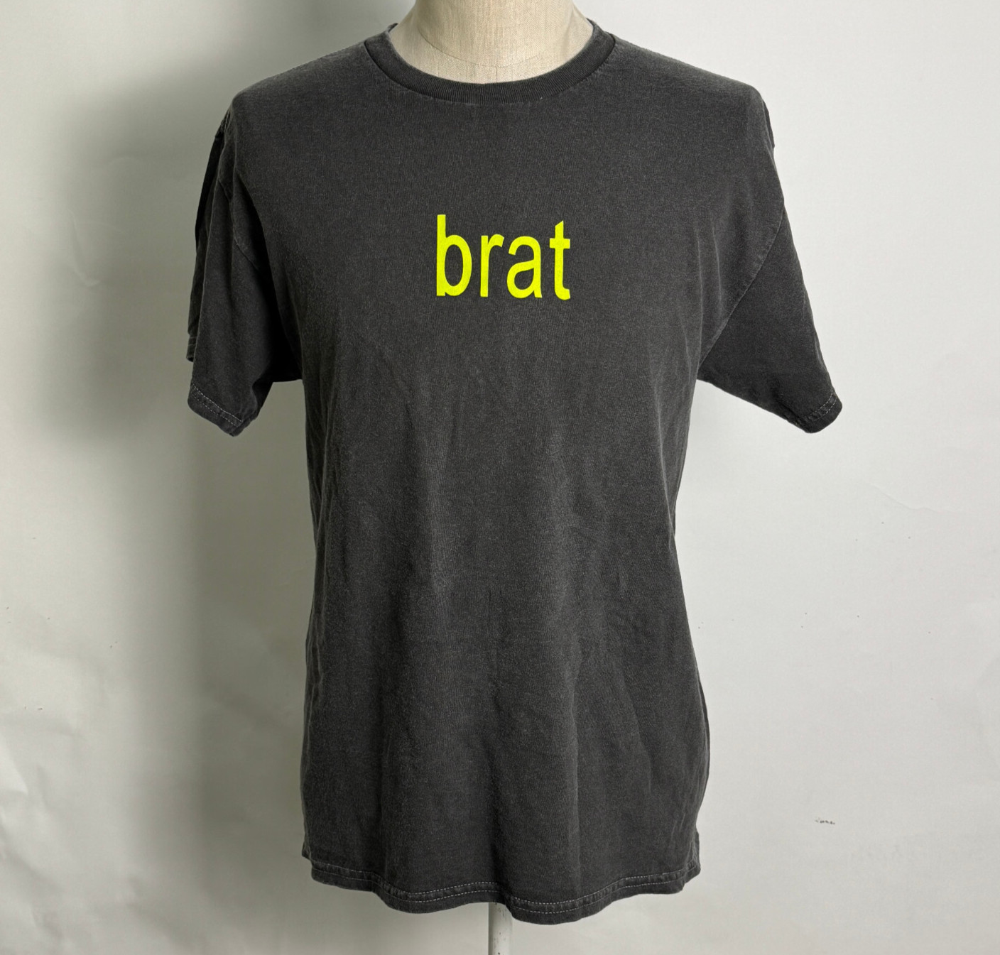 Hot Topic Men&rsquo;s T-Shirt Charli XCX Brat Mineral Black Size M NEW