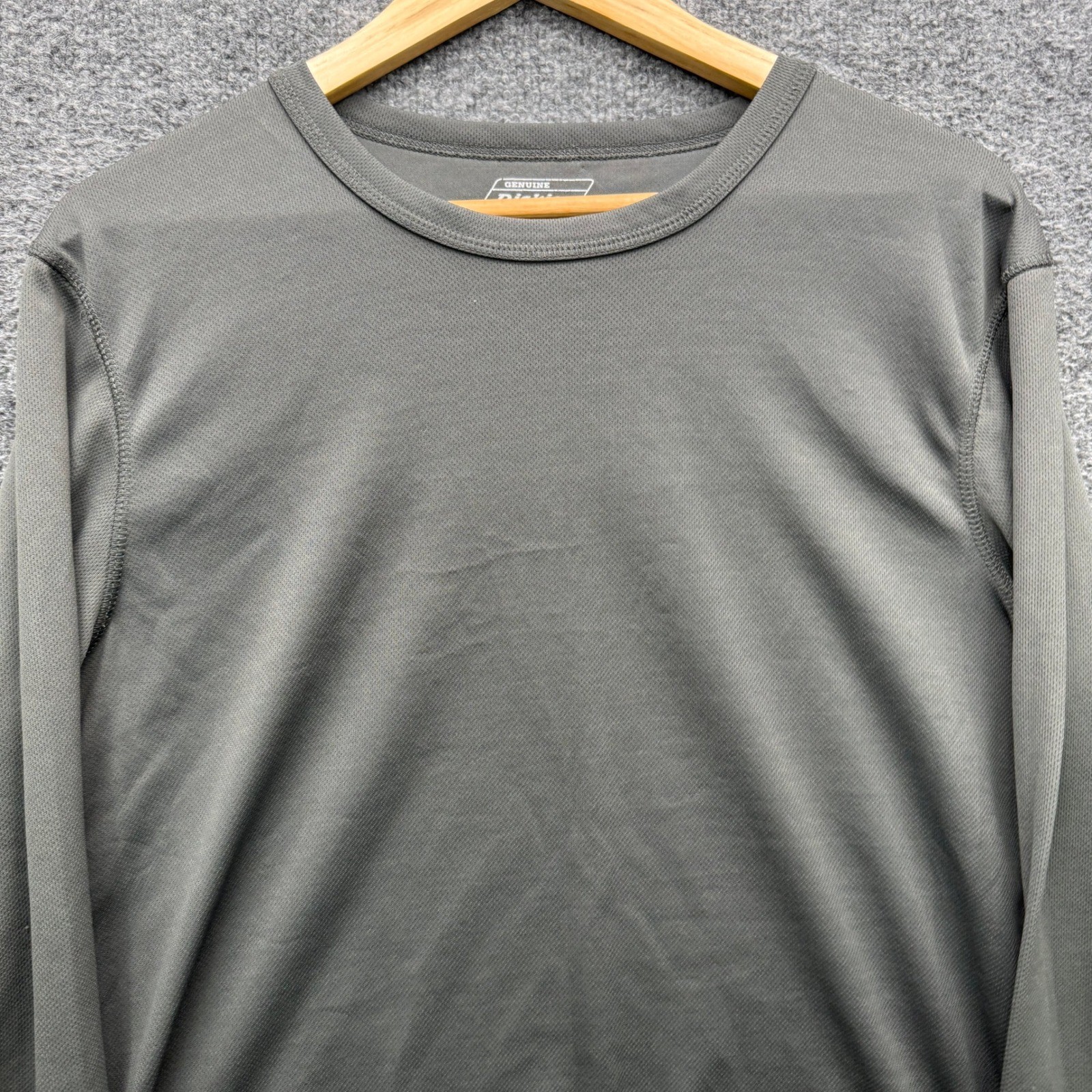 Genuine Dickies T-Shirt Mens M Charcoal Long Sleeve Moisture Wicking Athletic