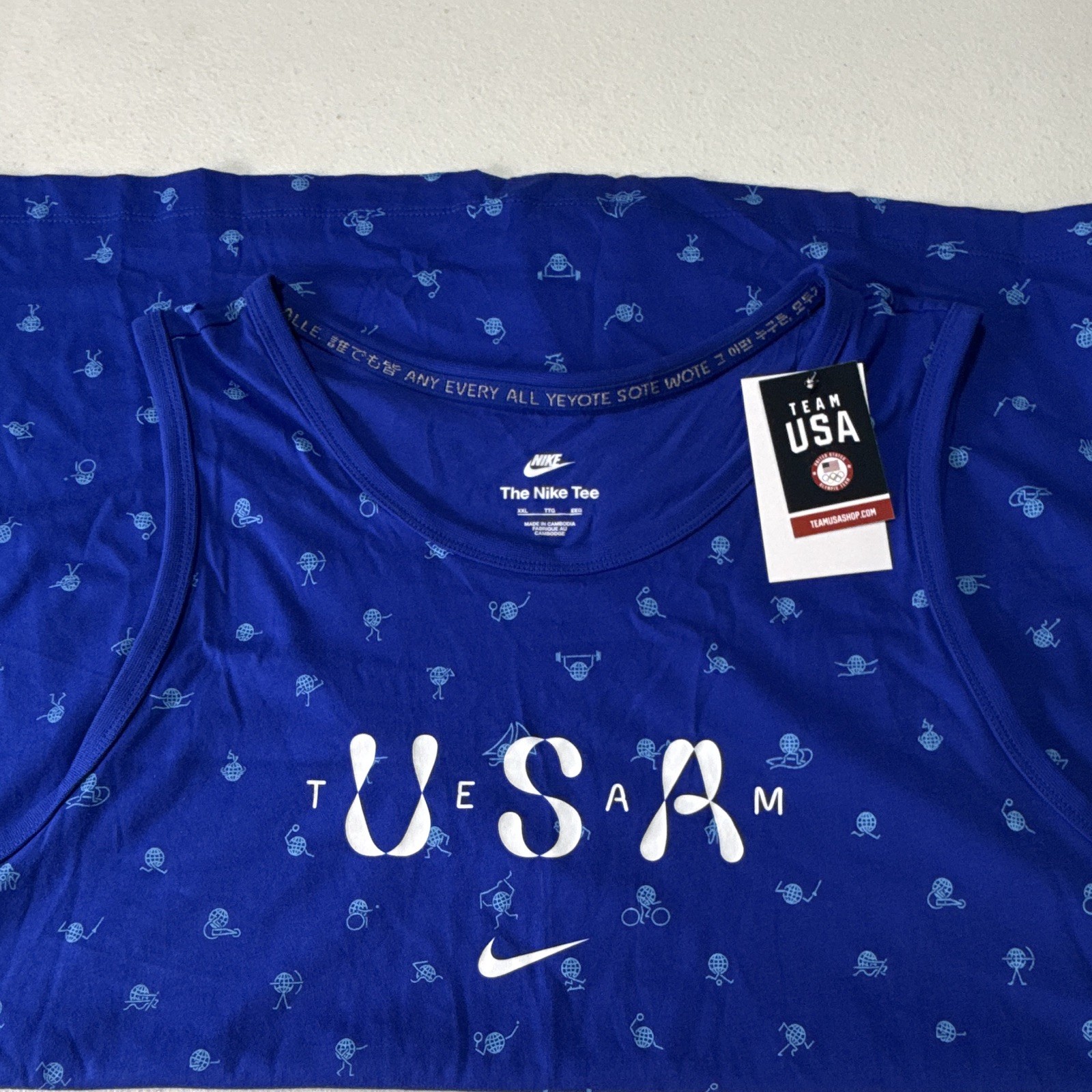Nike The Nike Tee Team USA Men&rsquo;s XXL Blue Graphic Print Crew Neck Tank Top