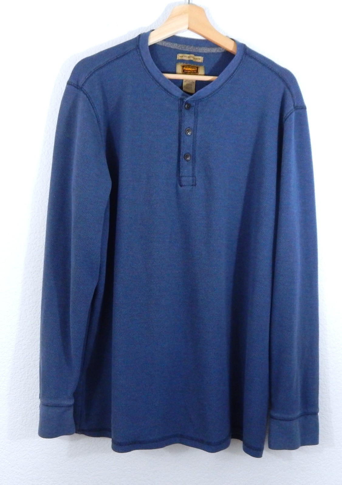 Foundry Men’s Henley Thermal Shirt Size XLT Blue Long Sleeve Waffle Knit