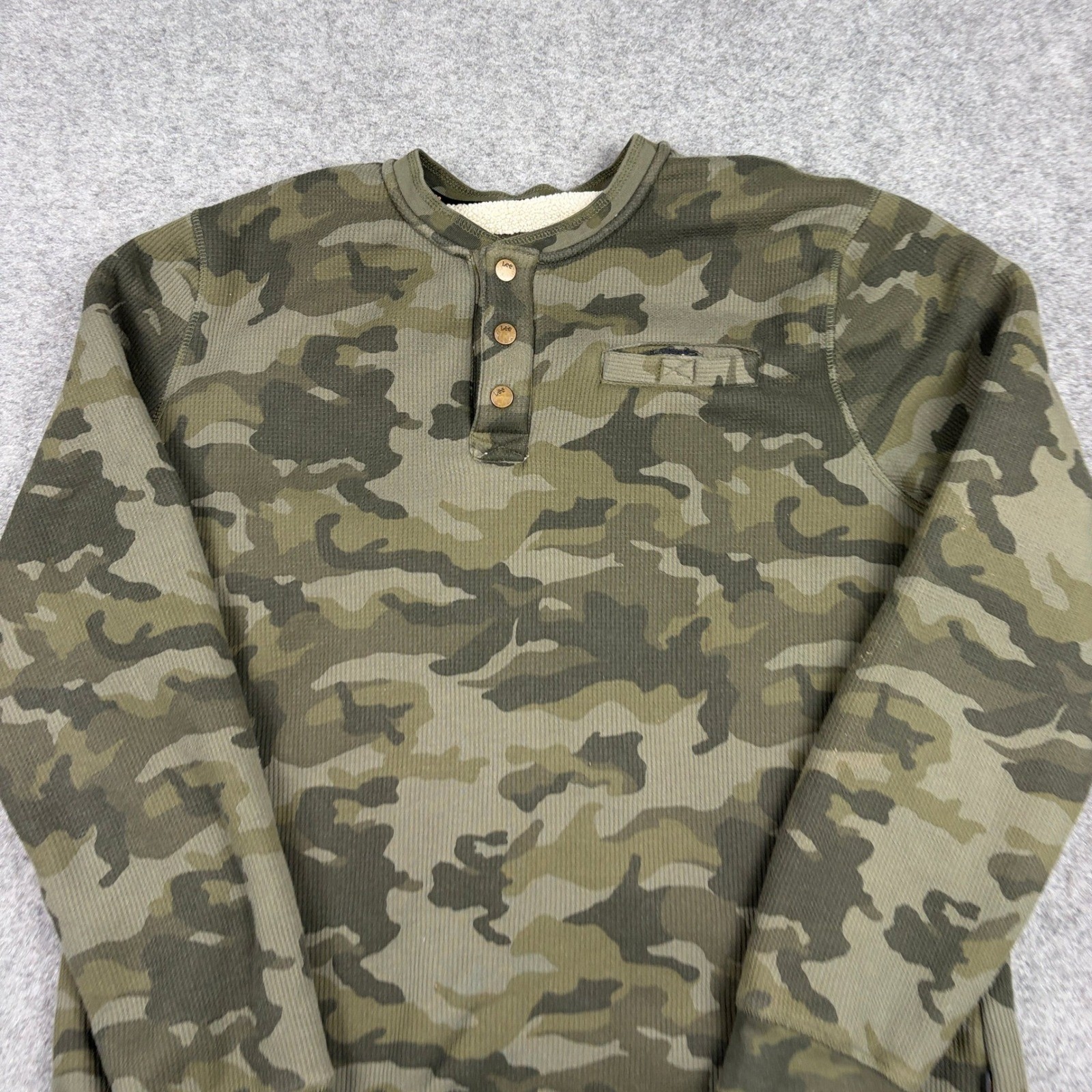 Lee Henley Shirt Mens Large Camo Fleece Lined Waffle Knit Long Sleeve Pullover