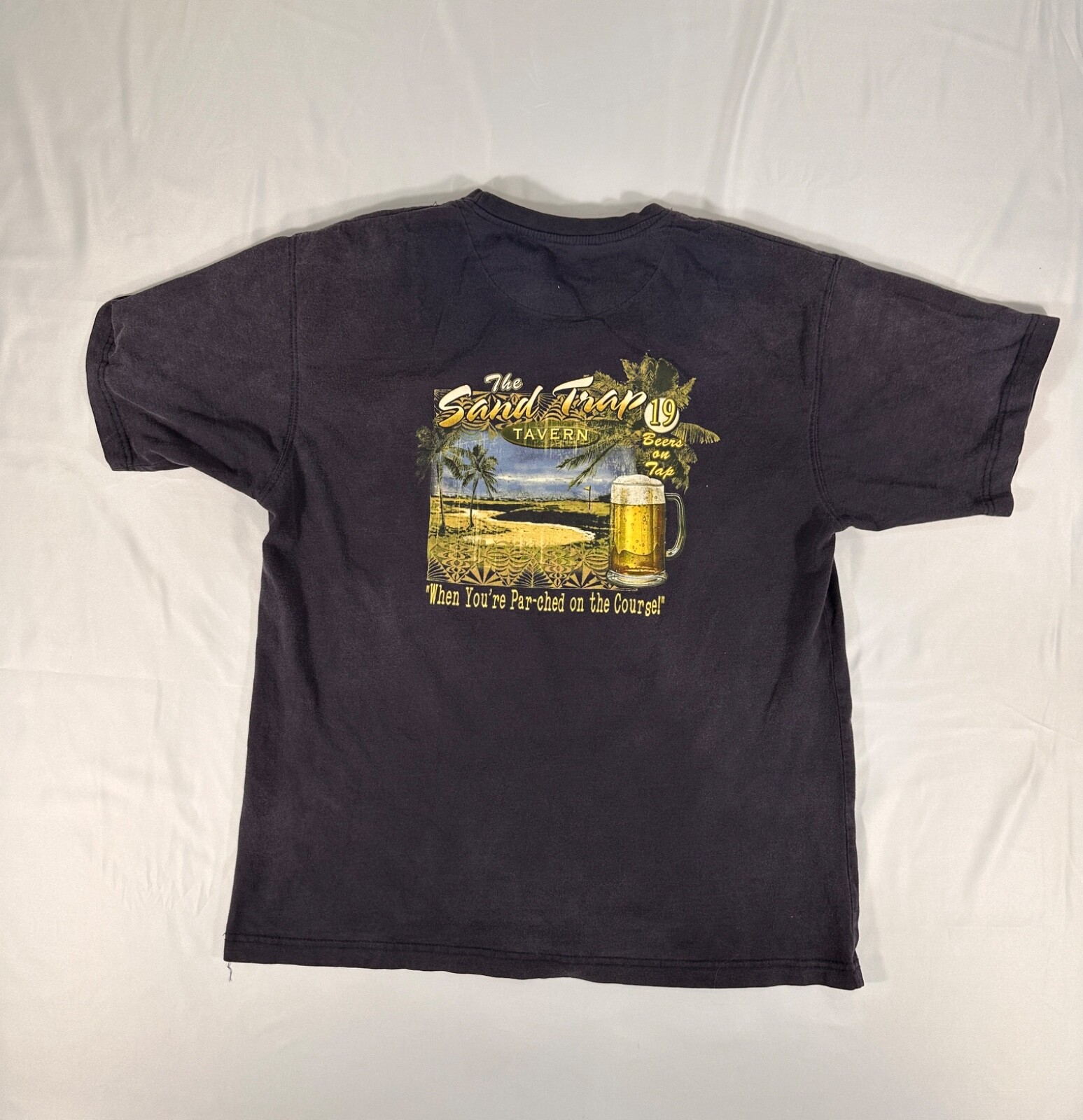 Vintage The Sand Trap Newport Blue Graphic Tee Heavyweight Beer Drinking Mens XL