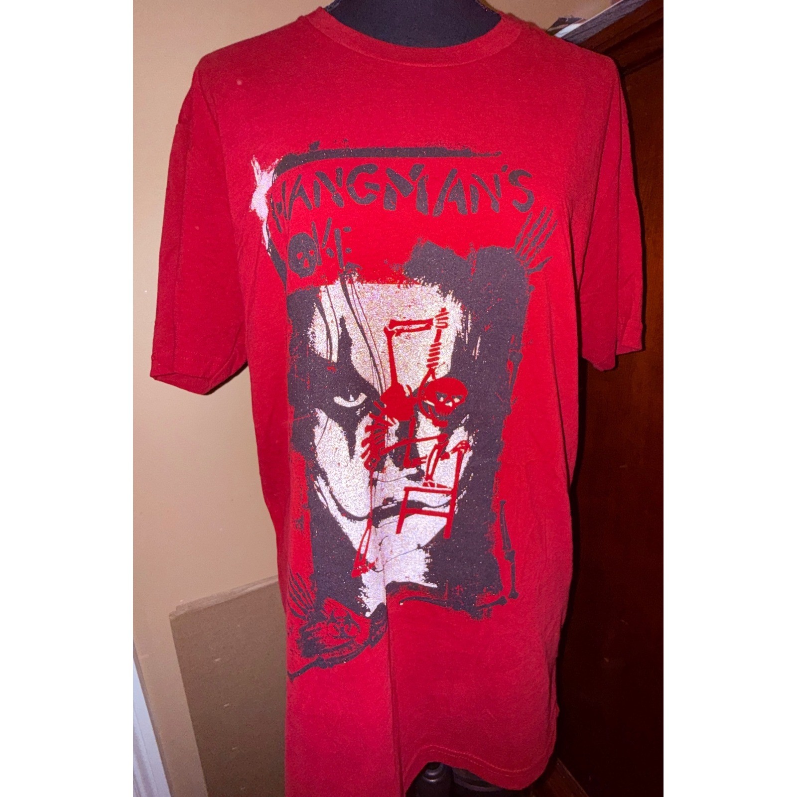 The Crow T-Shirt Mens Large Red NWOT Hangman&rsquo;s Joke Loot Crate Capsule 2021