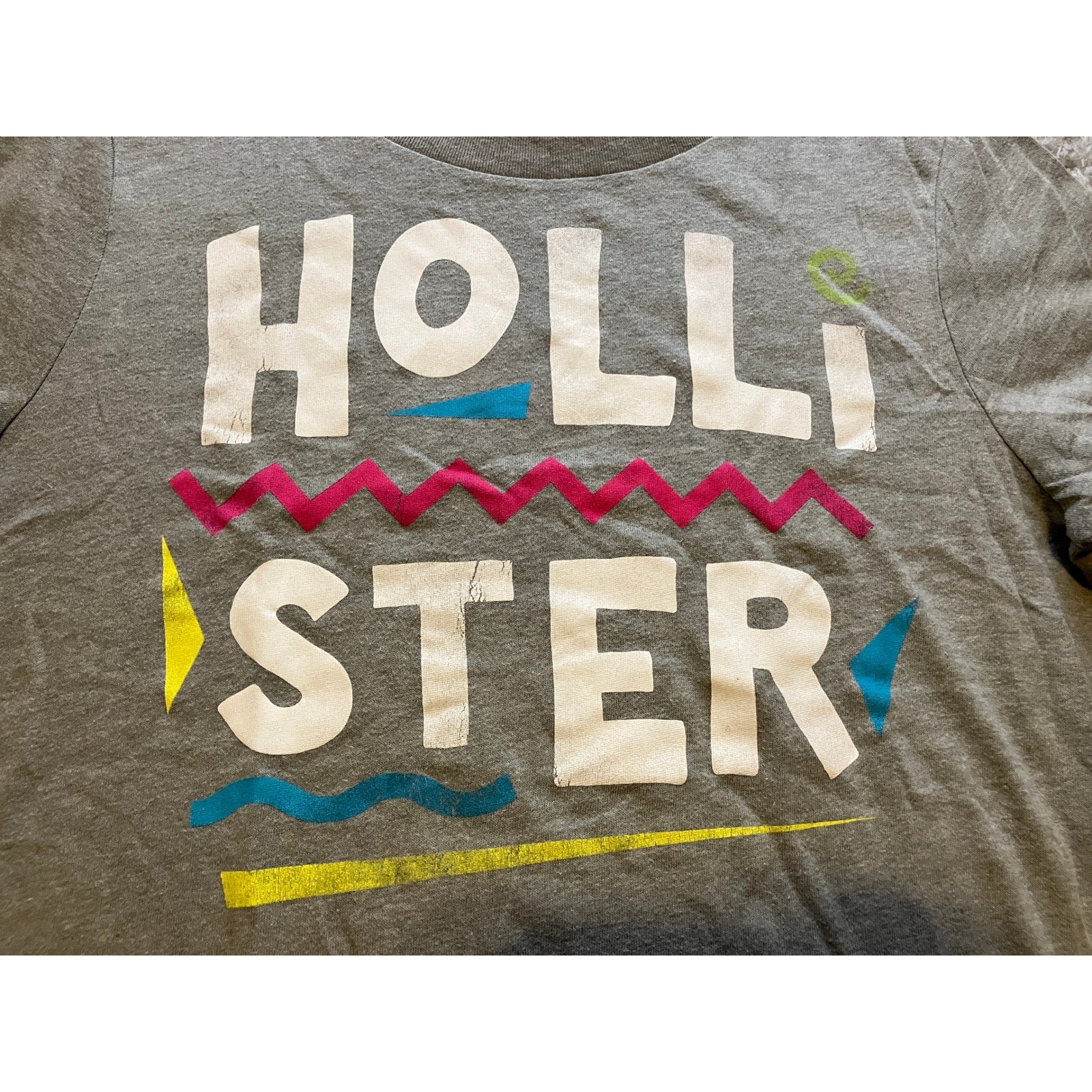 Hollister Shirt Mens Medium Retro Spell Out Preppy Academia Gray Streetwear
