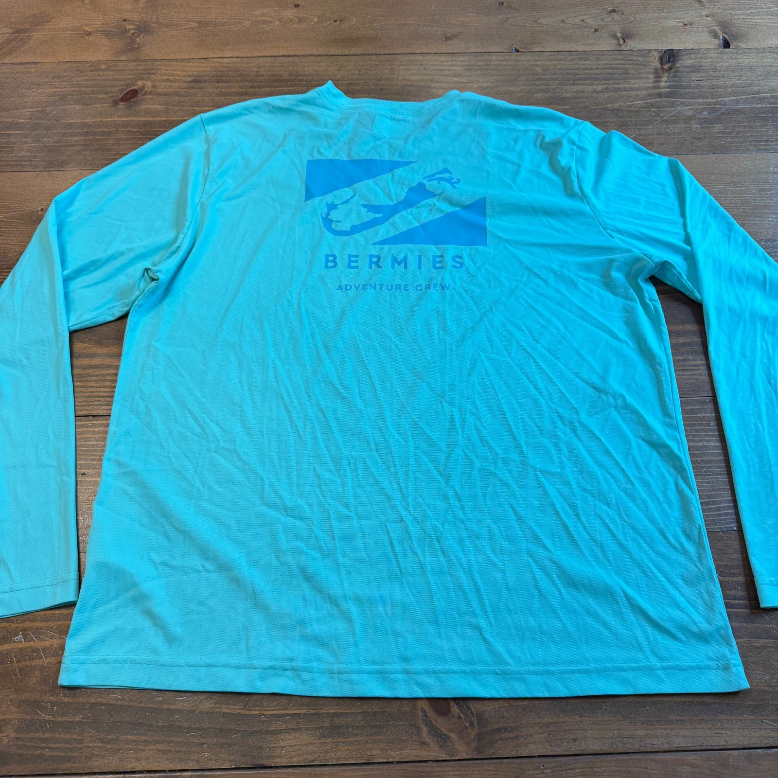 Bermies Sun Shirt Mens Medium Aqua Blue UPF50 Breathable Lightweight Quick Dry
