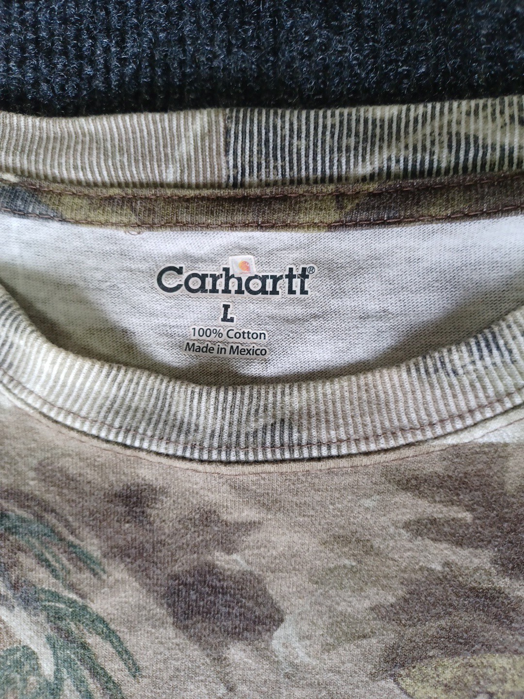 Carhartt Real Tree T-Shirt Mens L Camo Pocket Leather Patch Y2K Faded