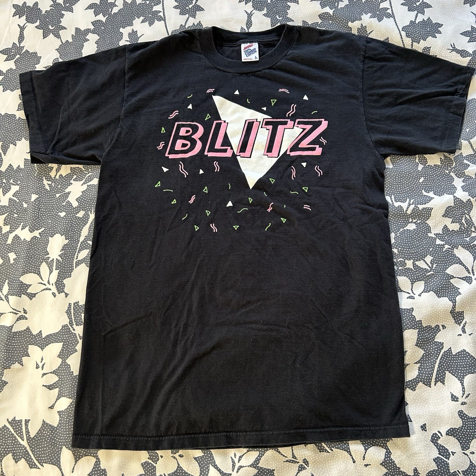 Vtg 90s Jerzees Single Stitch T Shirt Mens L Neon Blitz Made in USA Rare 20×28.5