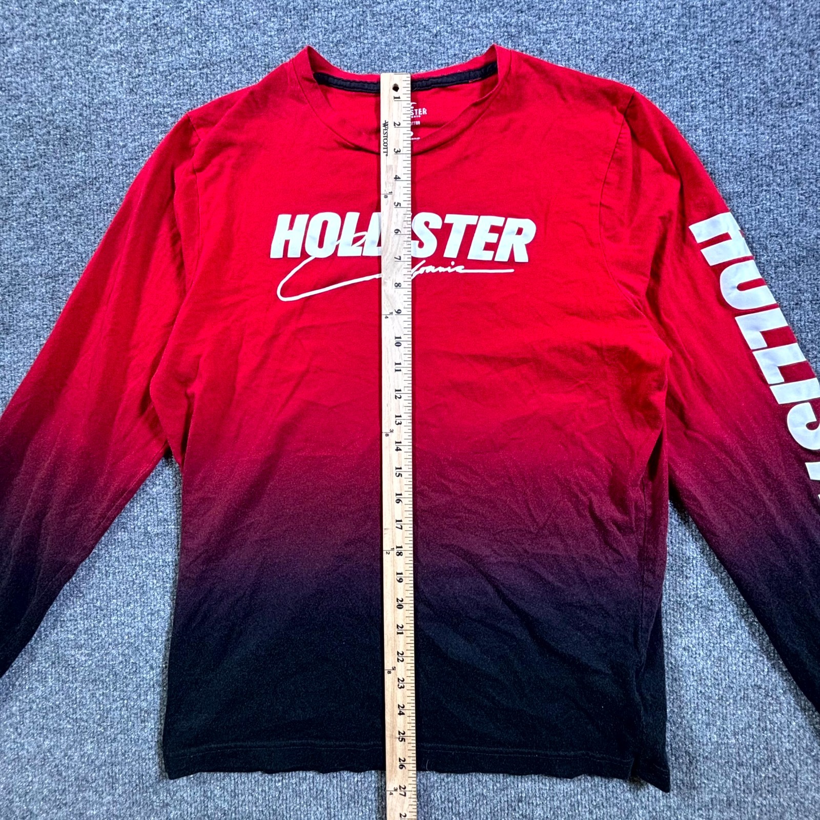 Hollister California Tee Shirt Mens Large Red Black Gradient Graphic Spell Out