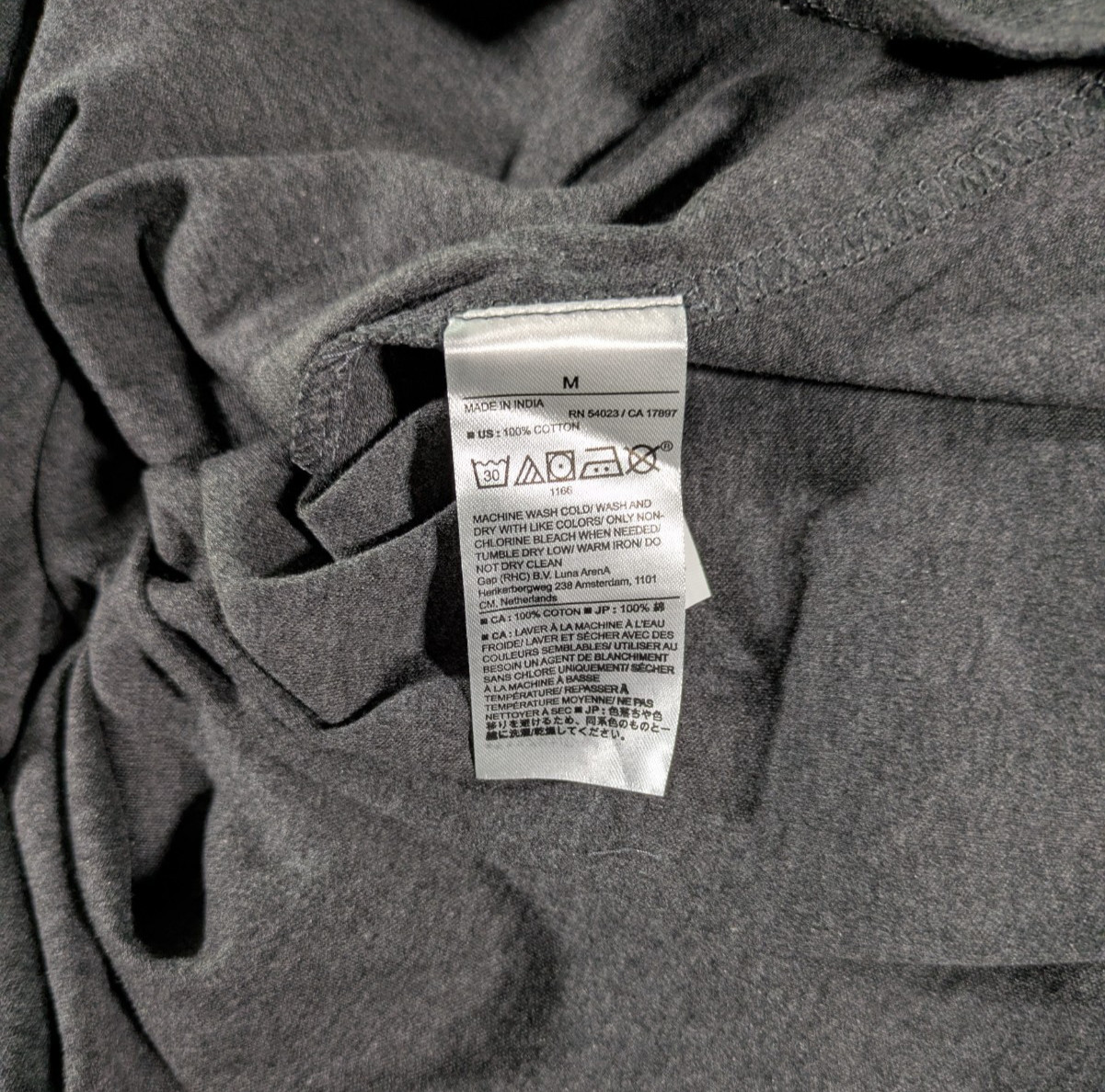Banana Republic Men’s Large Luxe Touch Performance Tee Long Sleeve Charcoal NWT