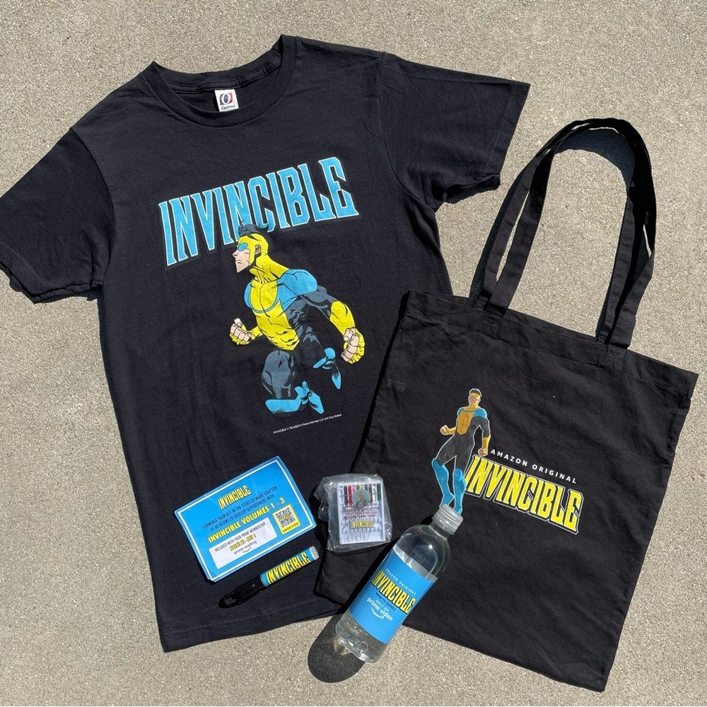 Invincible Amazon Series Cast/Crew Gift Set 2013 Tee Tote Water Sewing Set Spray