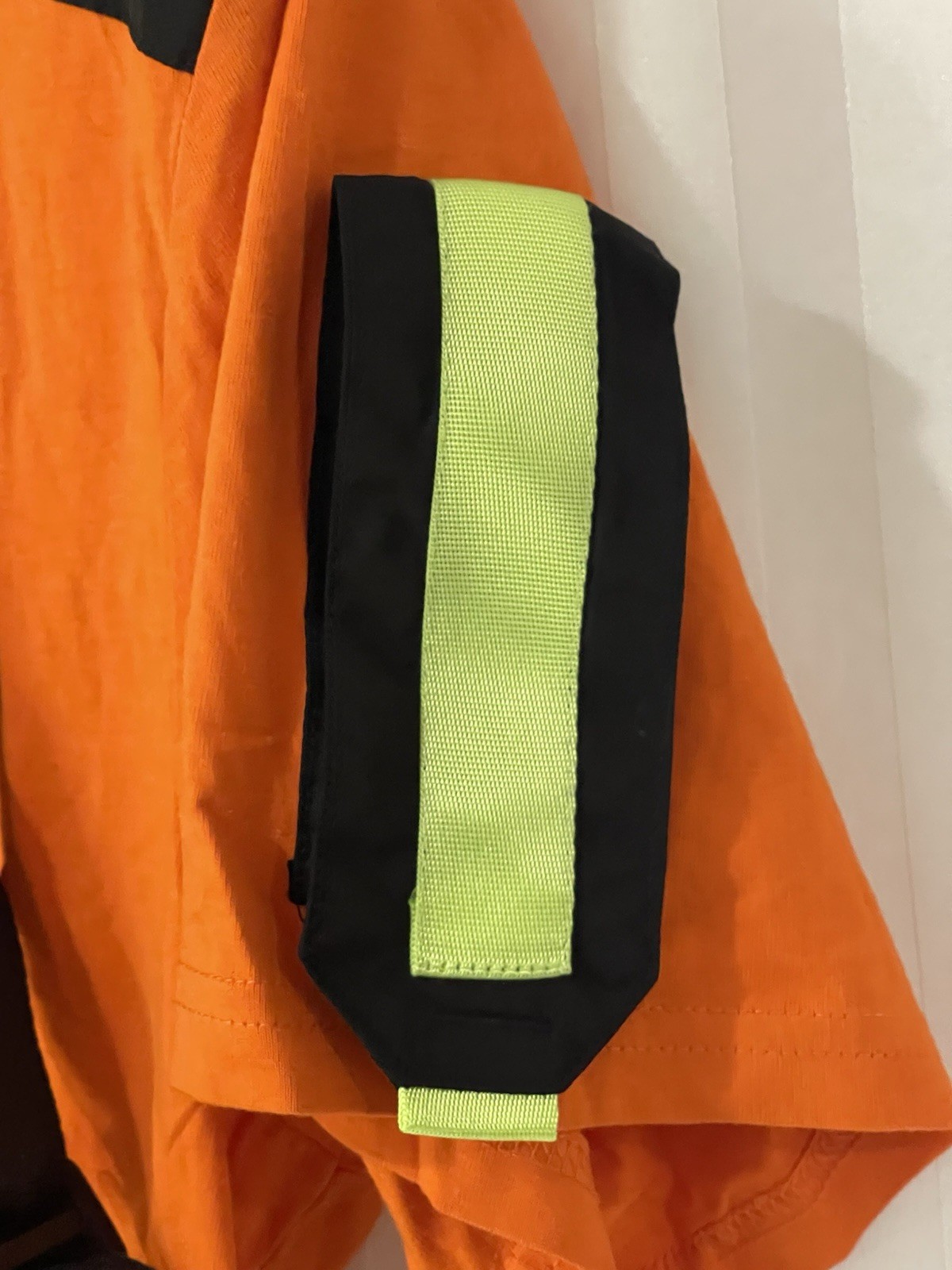 Vintage Switch Remarkable Buckle Pocket Strap T-shirt Orange Black XL Yellow