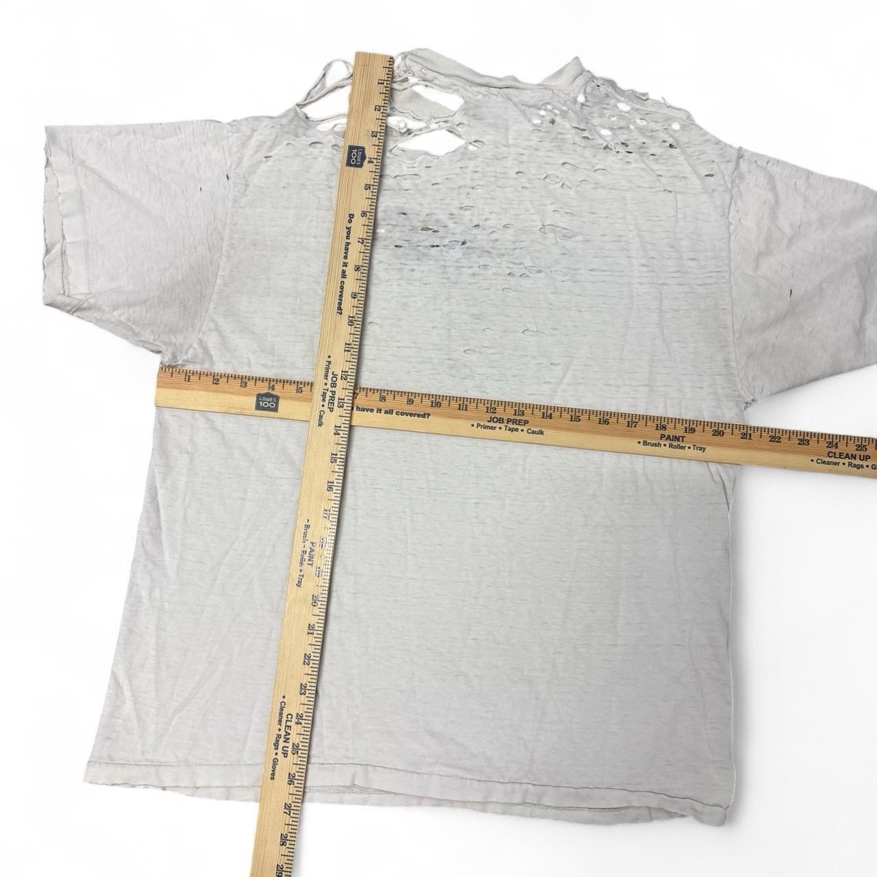 1980s 80s Thrashed Hanes T-Shirt Keura Lake Size Large 21×26.5 Vintage