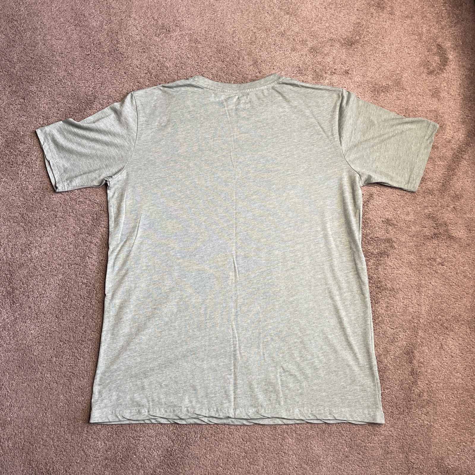 Home of the Brave Freedom Isn&rsquo;t Free graphic t-shirt green men&rsquo;s Size XL