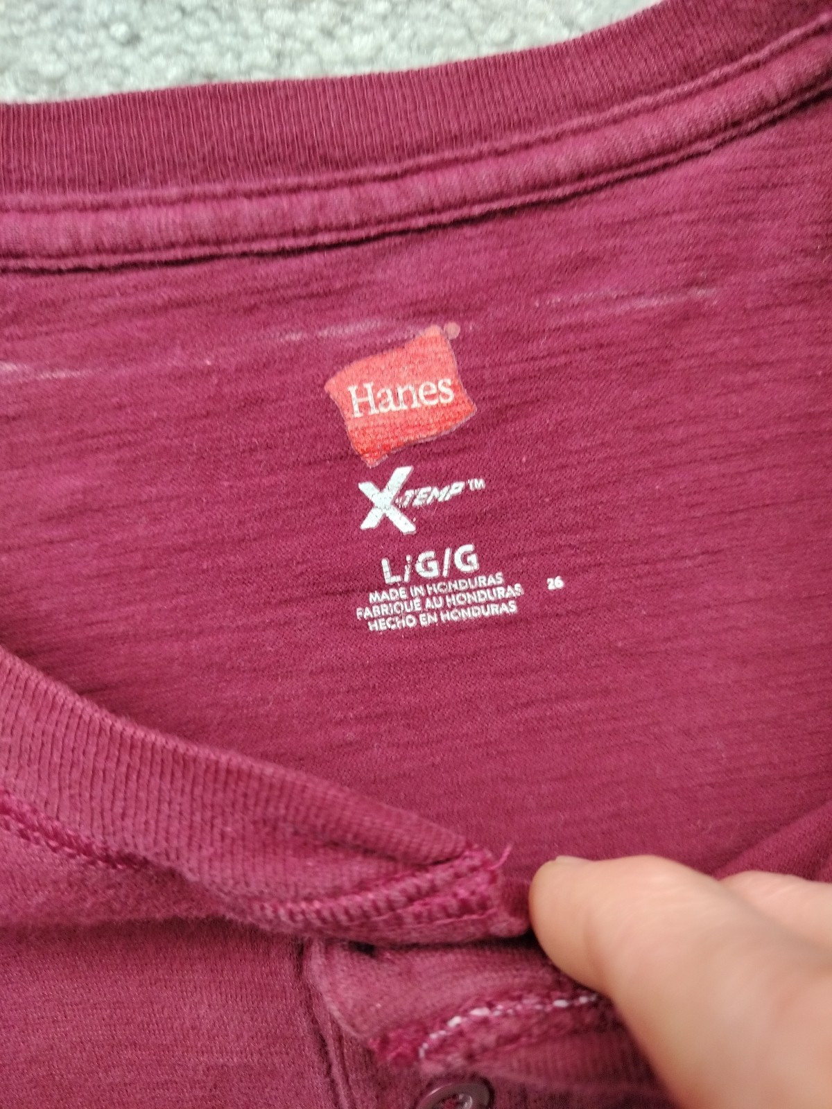 Hanes X-temp Mens L Maroon Henley Tee Shirt Flaws Pit 21.5&Prime; Length 28&Prime;
