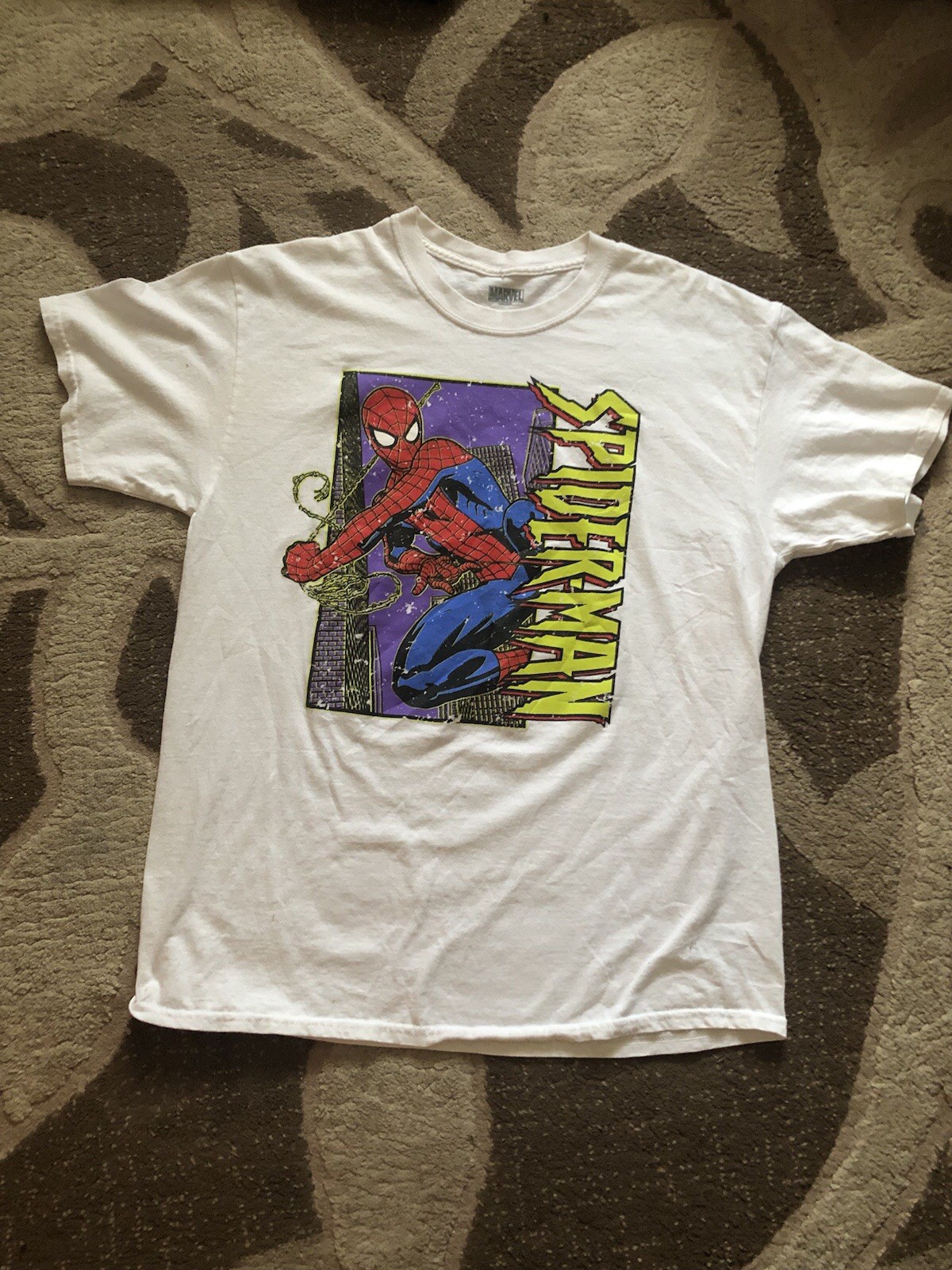 Spider-Man T-Shirt – Swinging In Purple City Vertical Logo