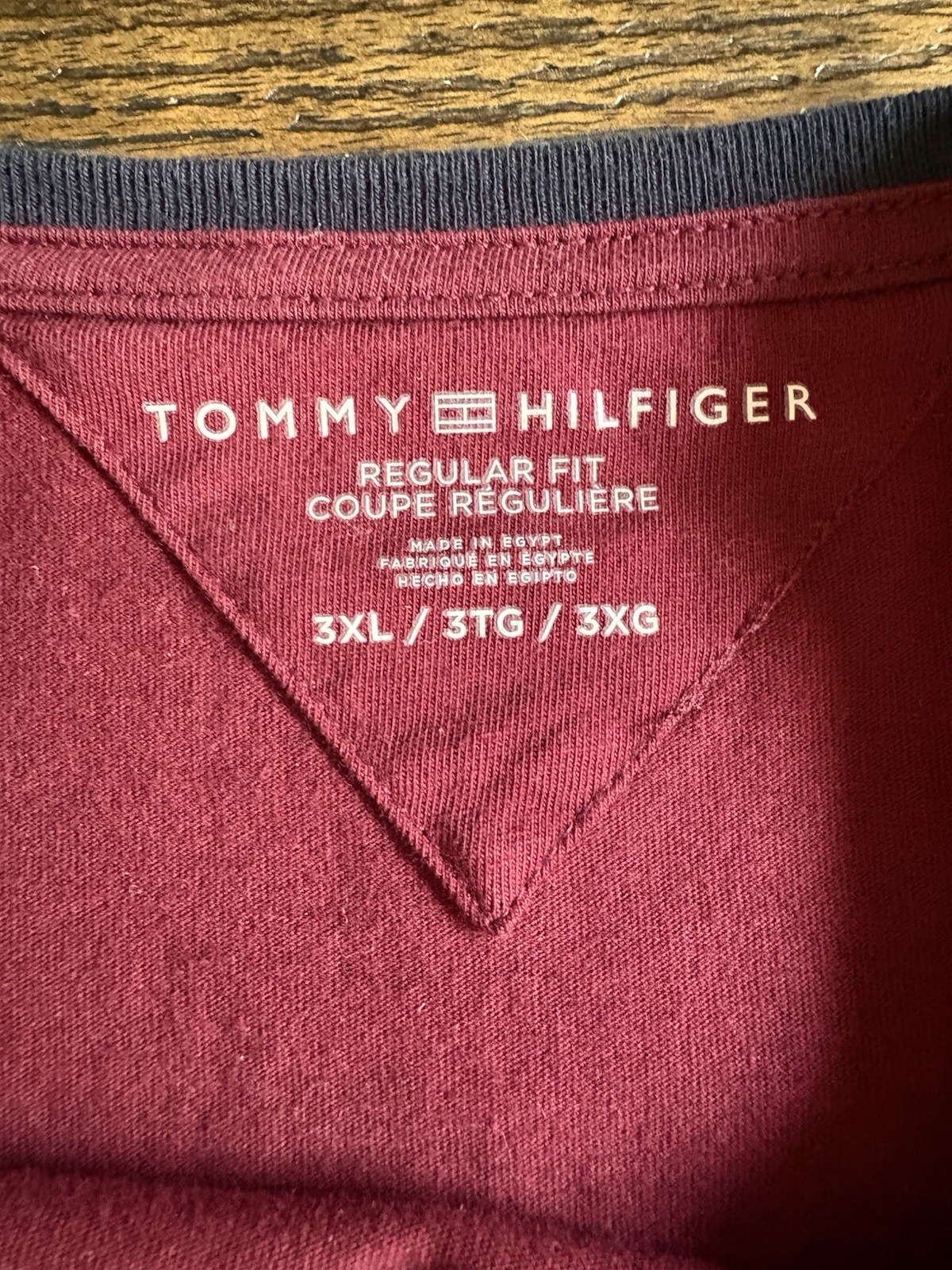 Tommy Hilfiger Men&rsquo;s Burgundy Colorblock Logo Crew Neck Cotton Knit Tee 3XL