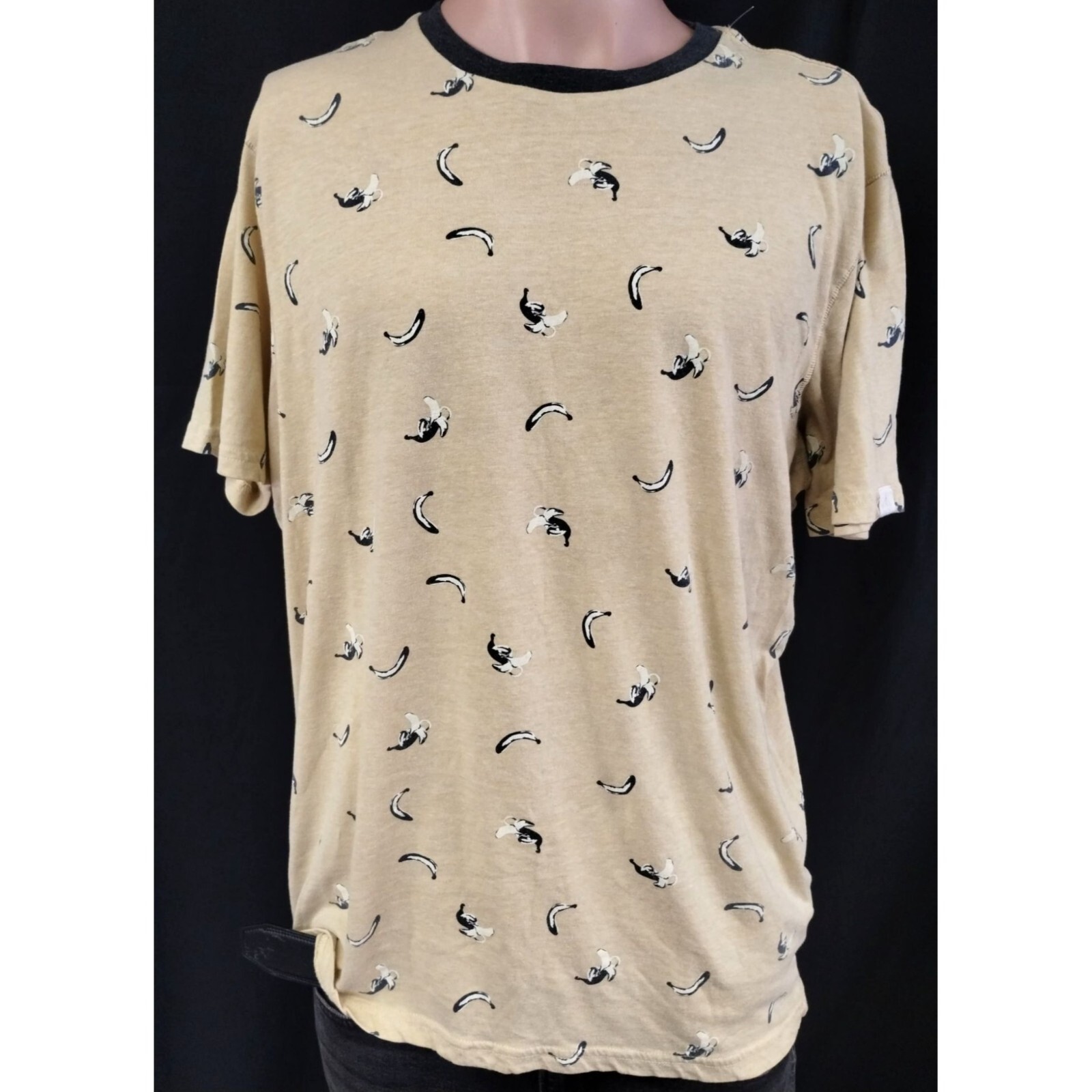 Free Planet Men&rsquo;s Yellow Shirt/T-shirt Size L SKU 3384