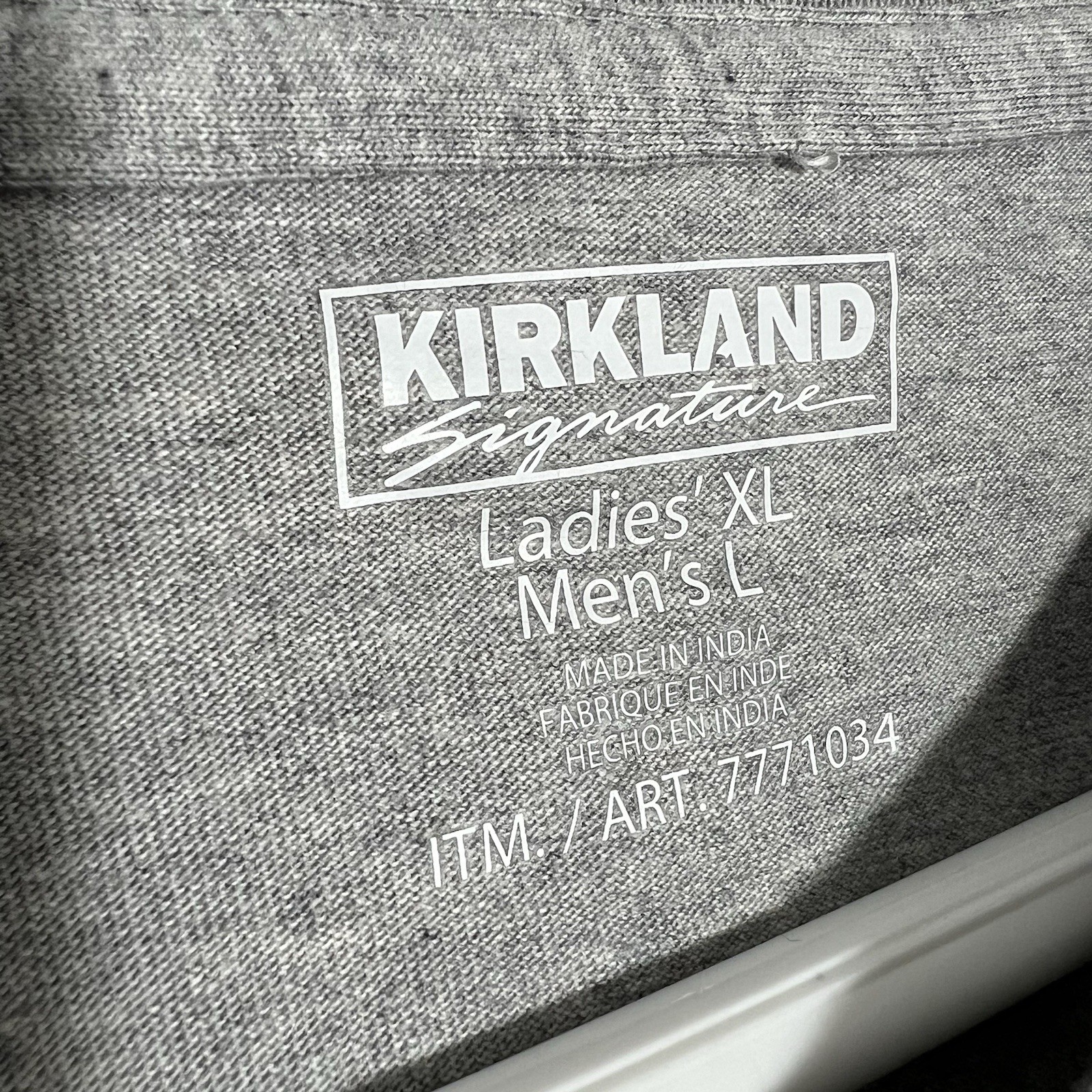 NEW Costco Kirkland Signature Gray Black White Short Sleeve T-Shirt Mens Large