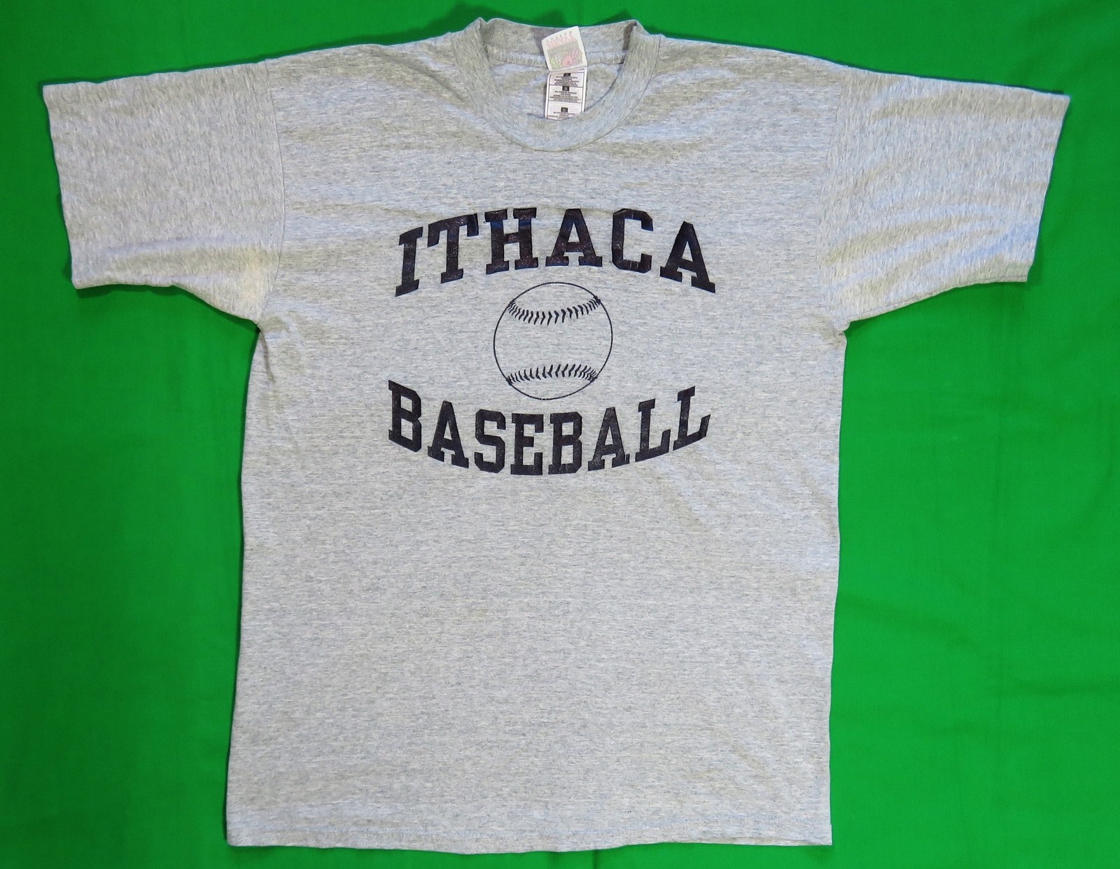 1990&rsquo;s Vintage T Shirt Ithaca Baseball Sports *Worn In*