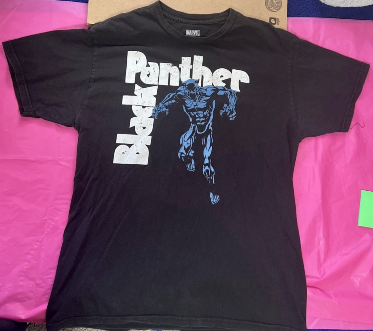 Black Panther Movie Shirt Marvel Black T-shirt Size Large Marvel