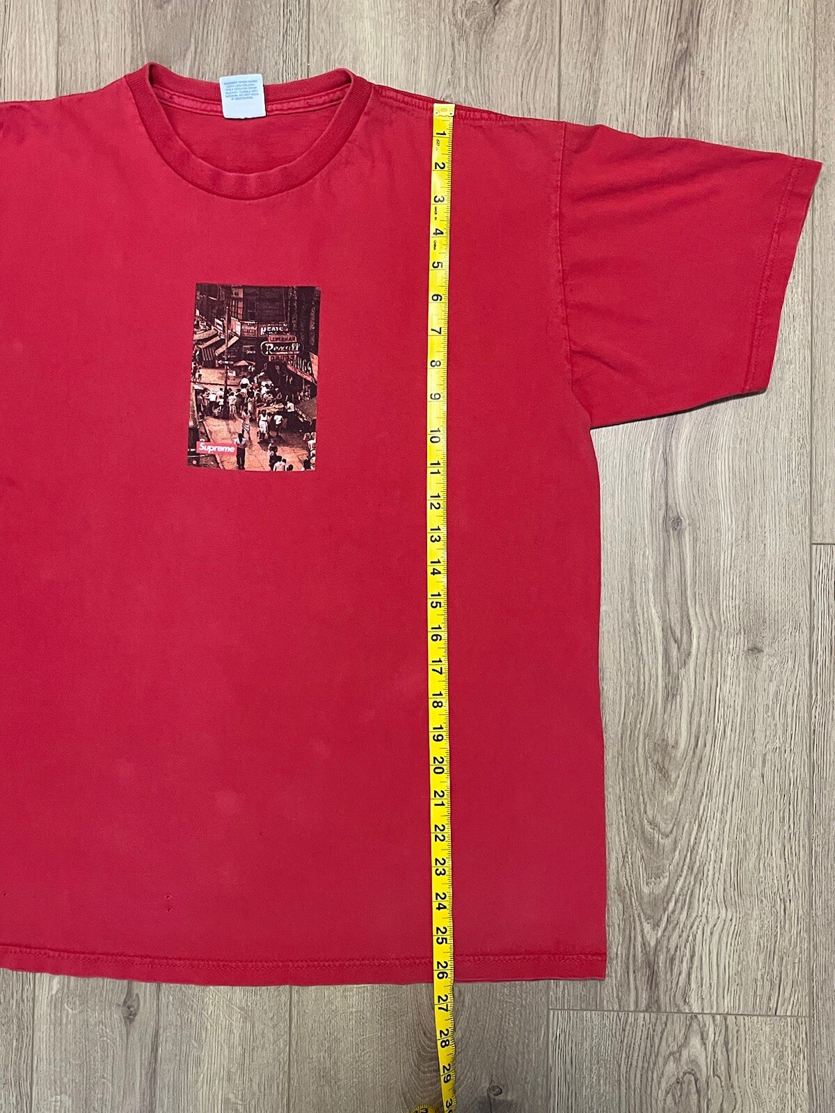 Supreme Street Scene Tee FW10 Red Size Large T-Shirt Skateboarding Rare Used