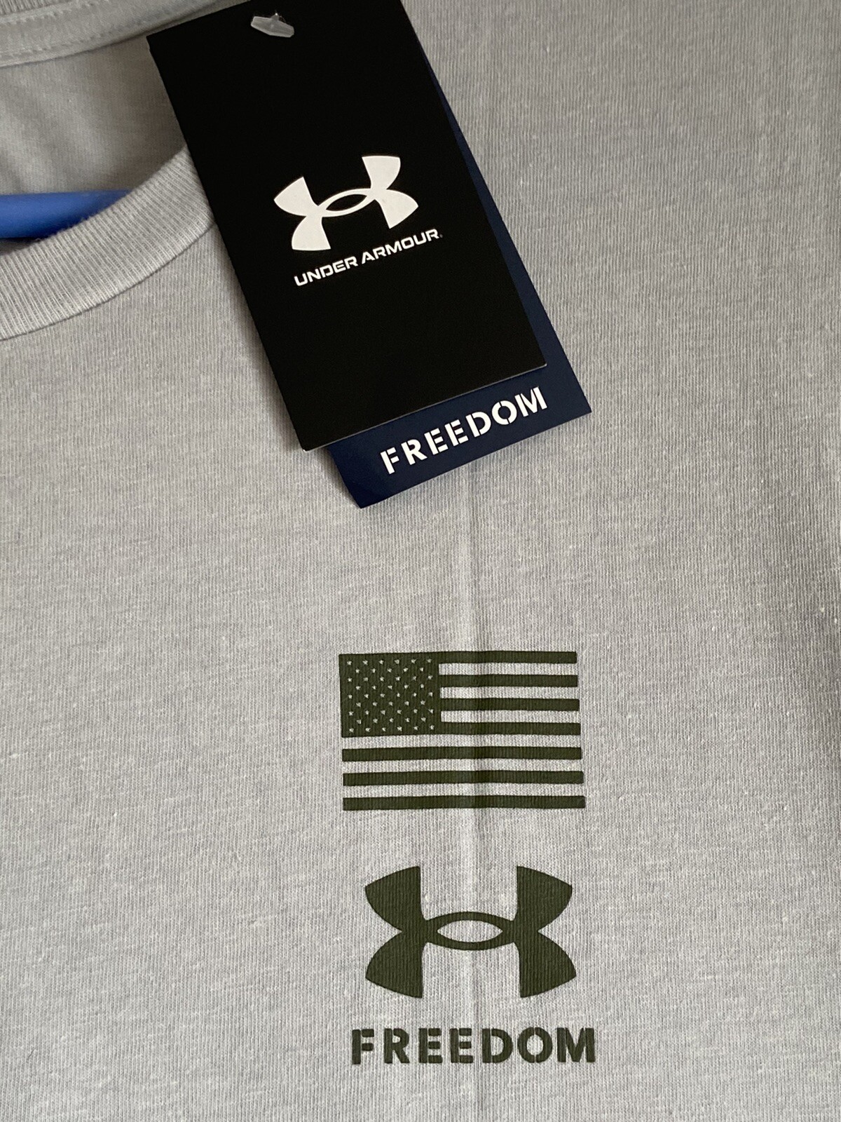 Mens 2XL Under Armour Freedom Flag Variation Loose Fit Gray T Shirt