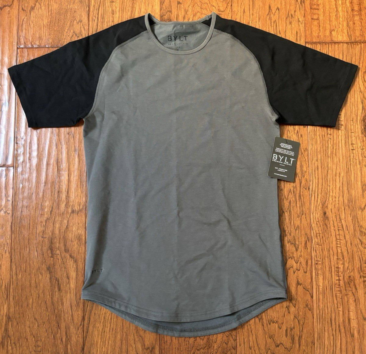 NWT BYLT Premium Basics Drop Cut Short Sleeve Lux Shirt Mens Small Black Gray