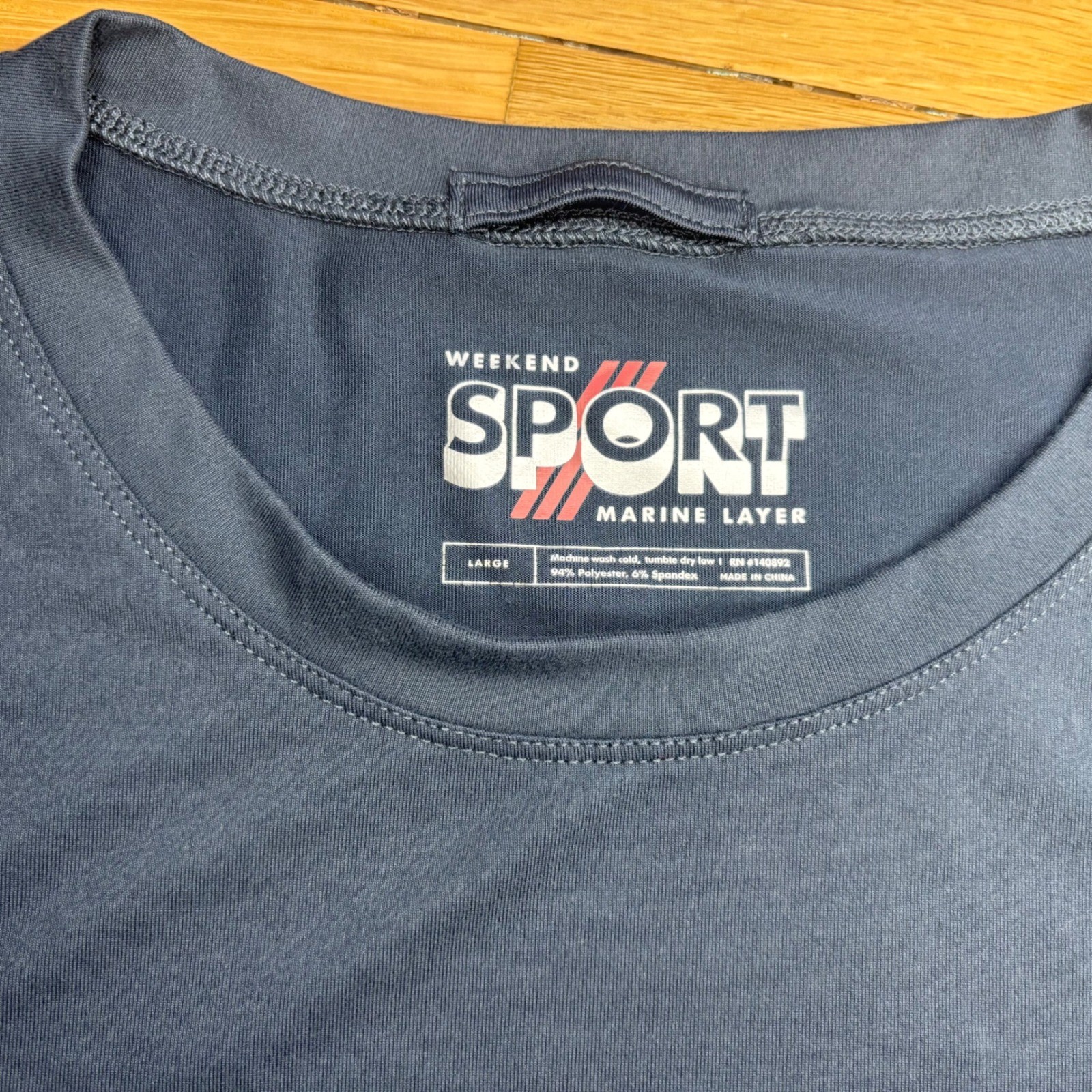 Marine Layer Mens Weekend Sport T-Shirt Large Strips Navy Blue Soft Performance