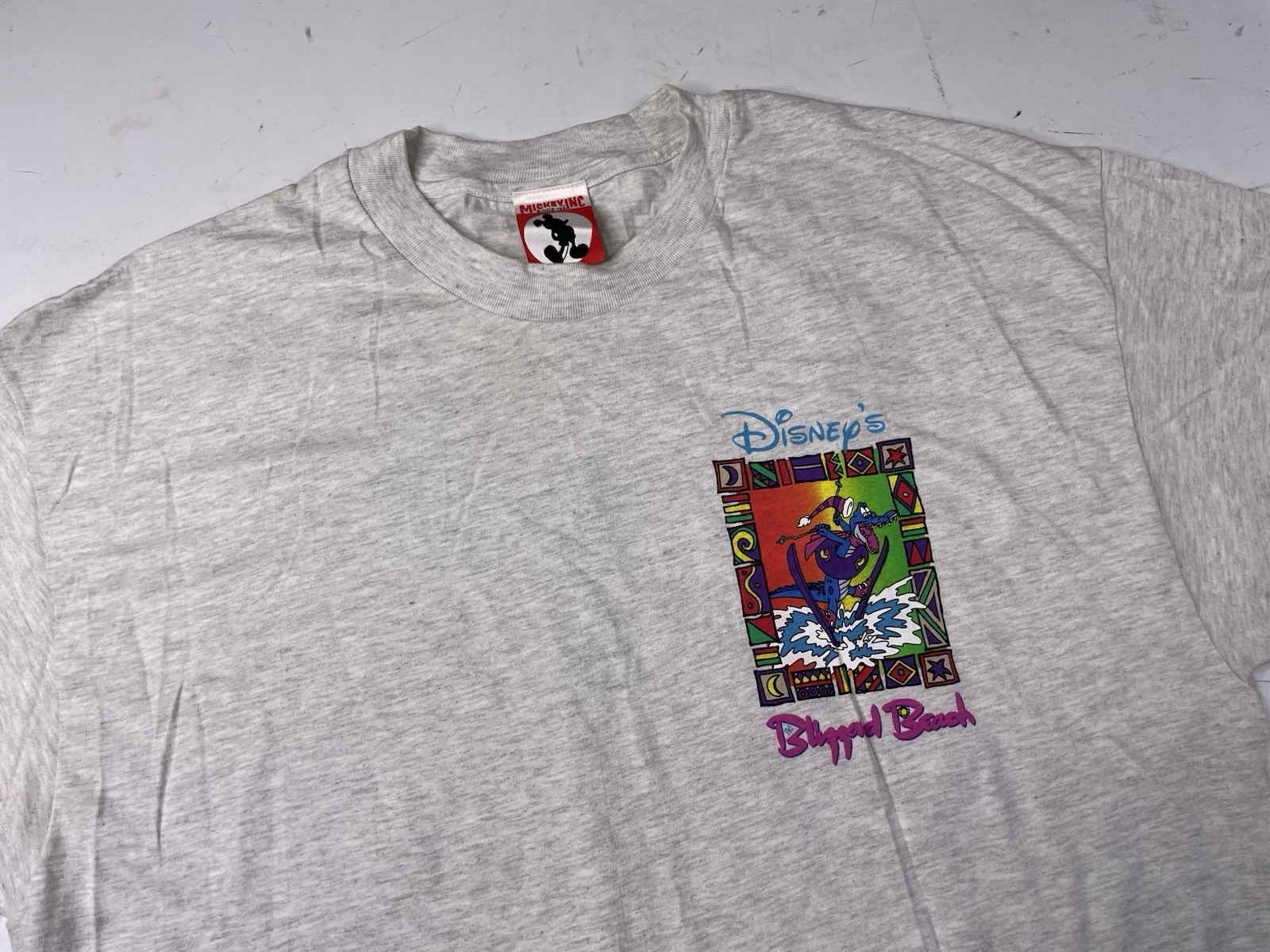 Vintage Mickey Inc Disney Blizzard Beach T-Shirt 90s Disneyland Size XL