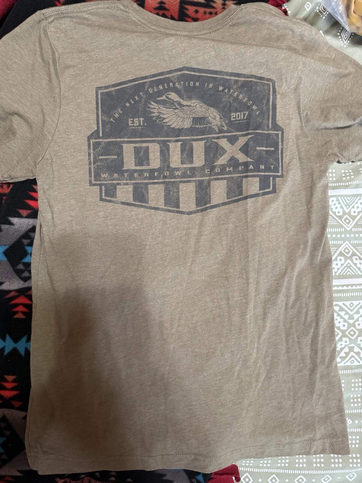 12 DUX Waterfowl Company Men’s Duck Hunting Graphic Tees M Crew Neck Cotton Knit