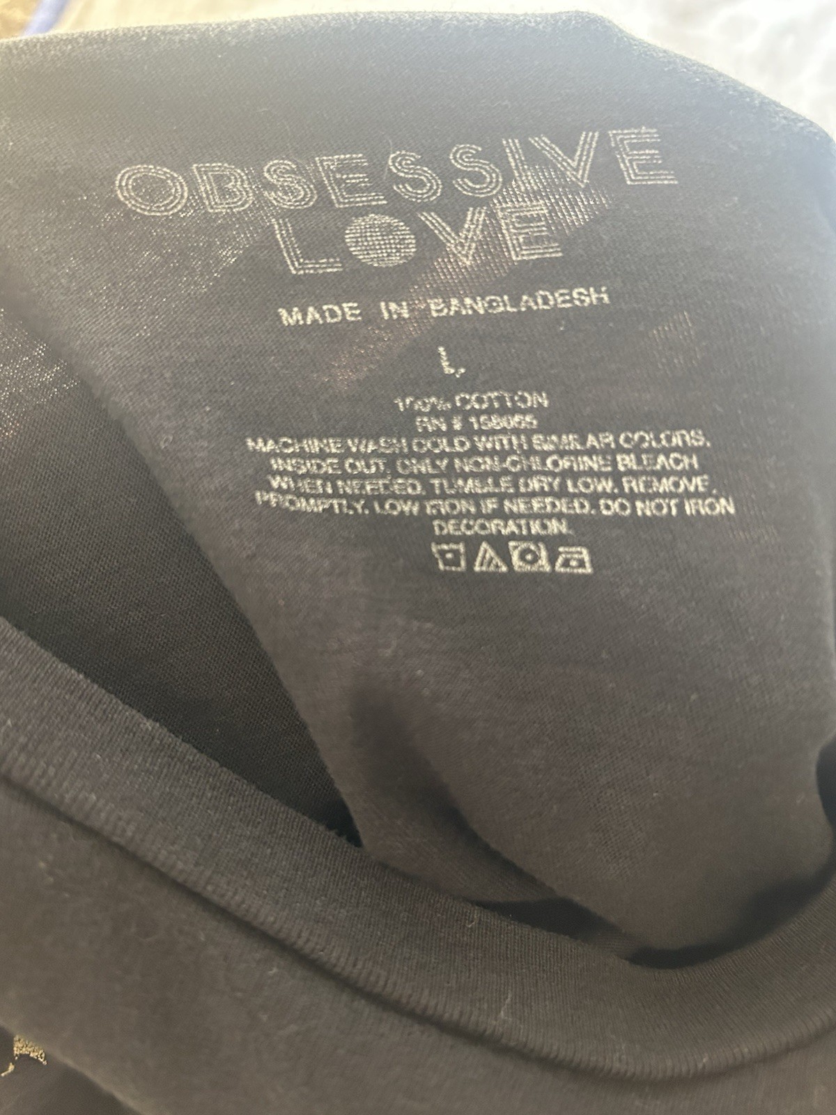 2000s Obsessive Love Men&rsquo;s Black Graphic Print Crew Neck Short Sleeve T-Shirt L