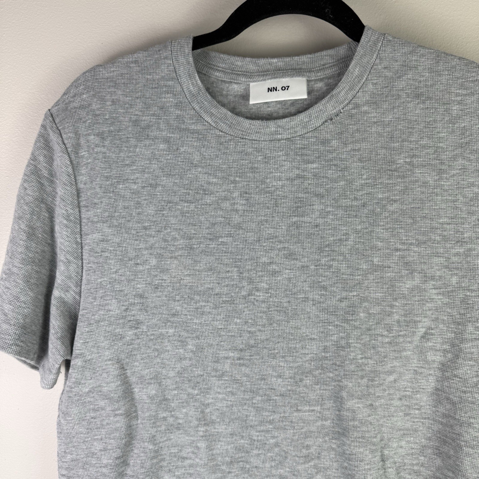 NN07 Men’s Clive T Shirt Medium Gray Waffle Knit Minimalist Scandinavian Tee