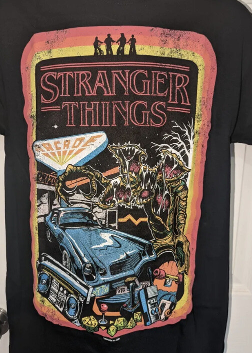 NEW Stranger Things Graphic T-Shirt Arcade Demogorgon Mind flayer Station Wagon