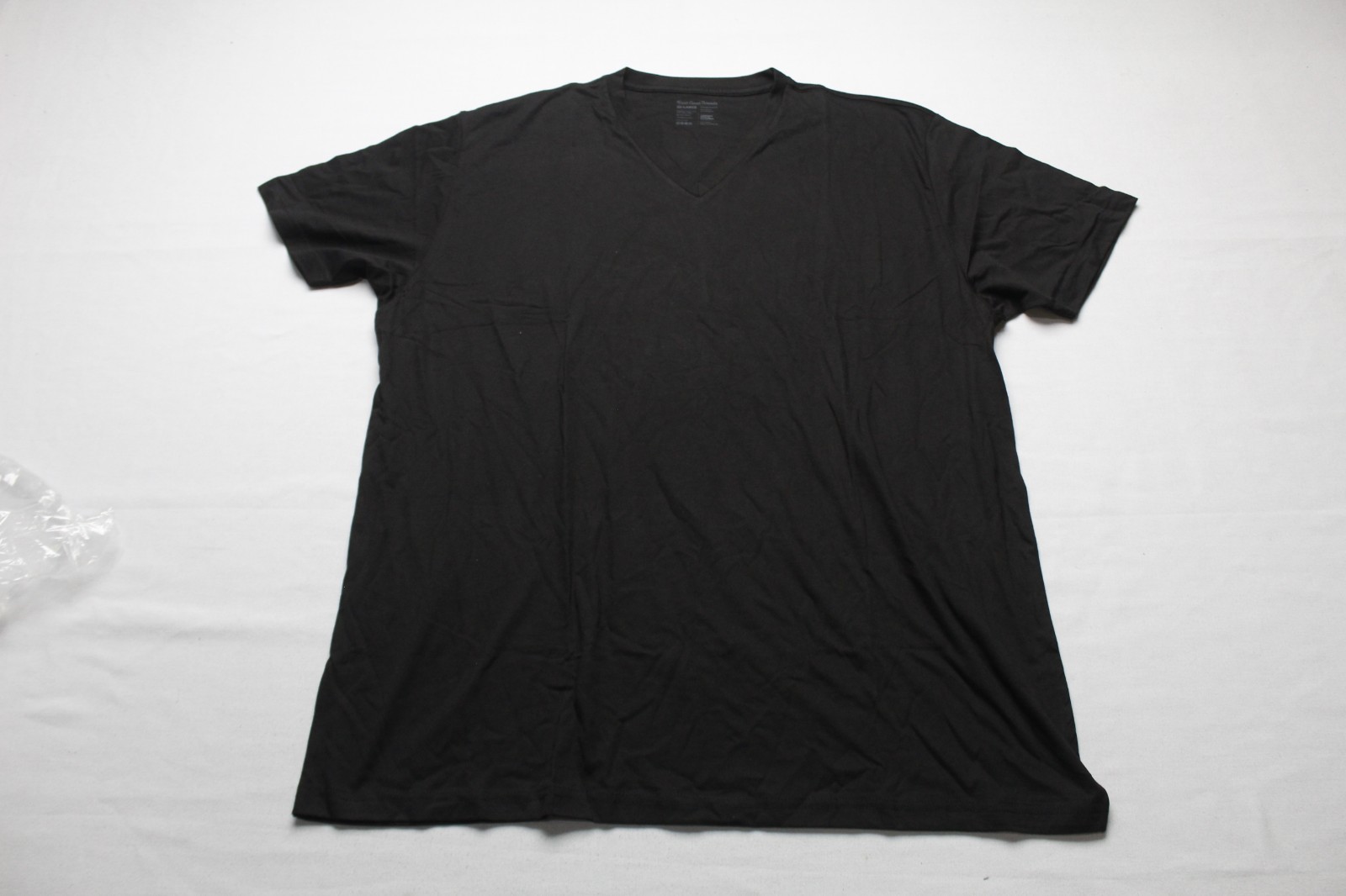 Fresh Clean Threads Men&rsquo;s Short Sleeve V Neck Tees Asst Colors Size (S-4XL)