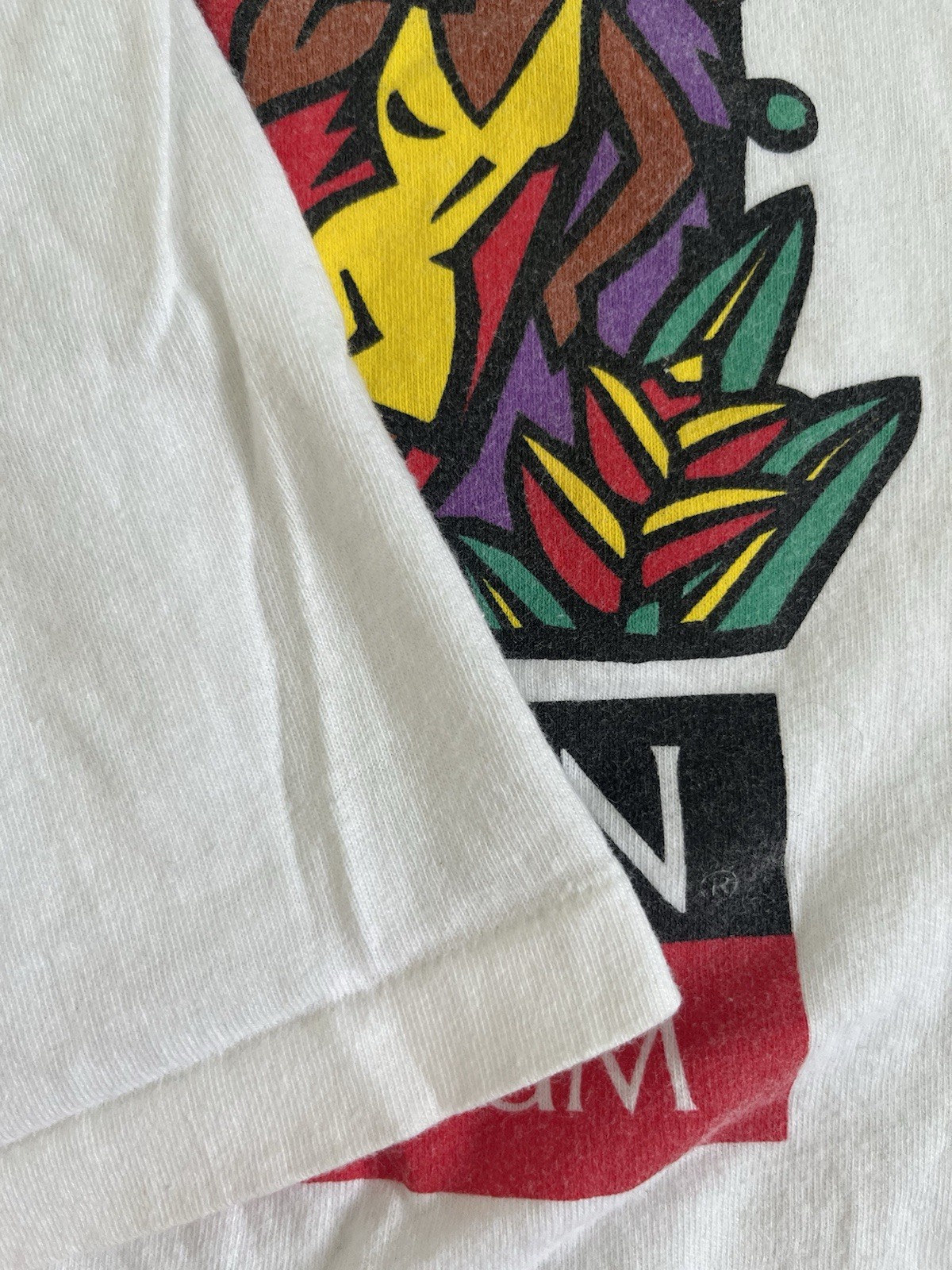 Vintage Hanes Beefy-T Men&rsquo;s Jamaica Graphic Logo Tee White XL Short Sleeve Crew