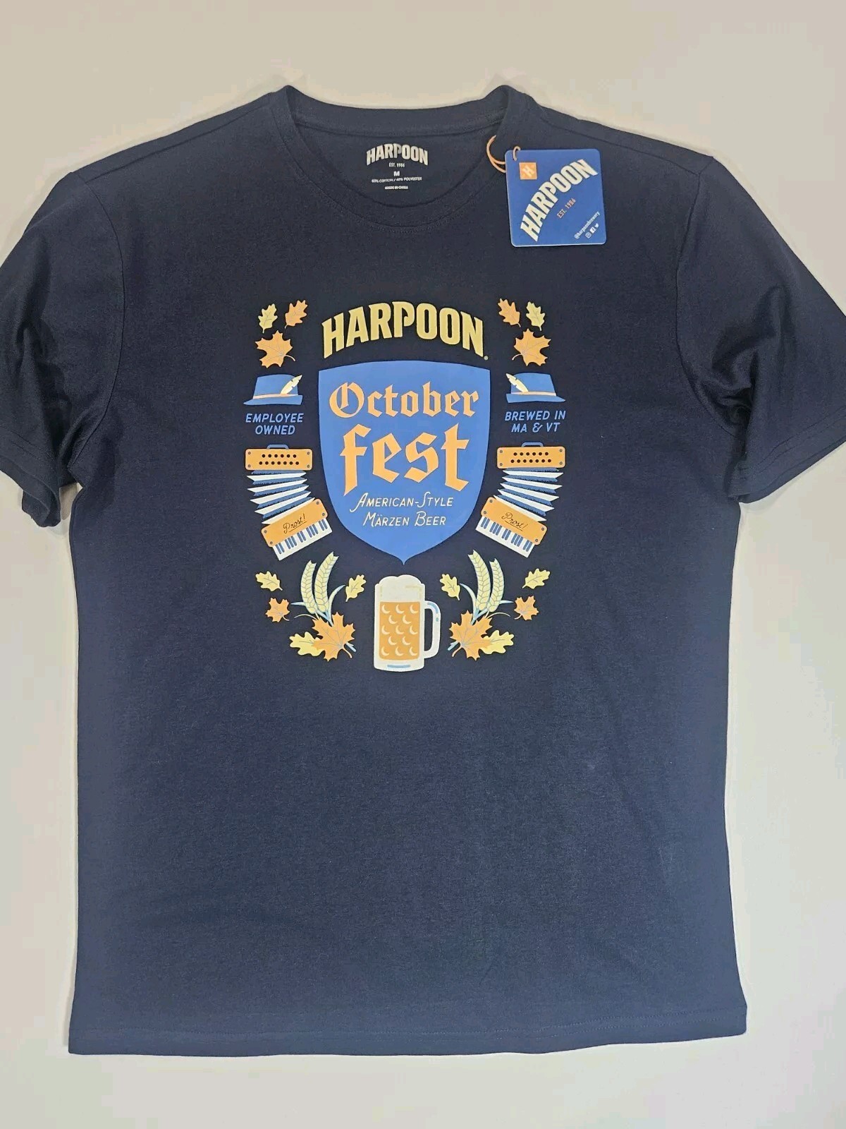 Harpoon Brewery Boston MA Medium Mens Blue Double-sided Graphic Logo Tshirt Beer