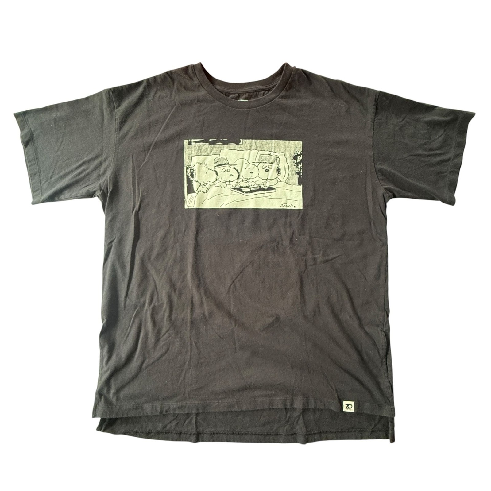 Uniqlo UT Peanuts 70 Years Graphic T-Shirt Size M